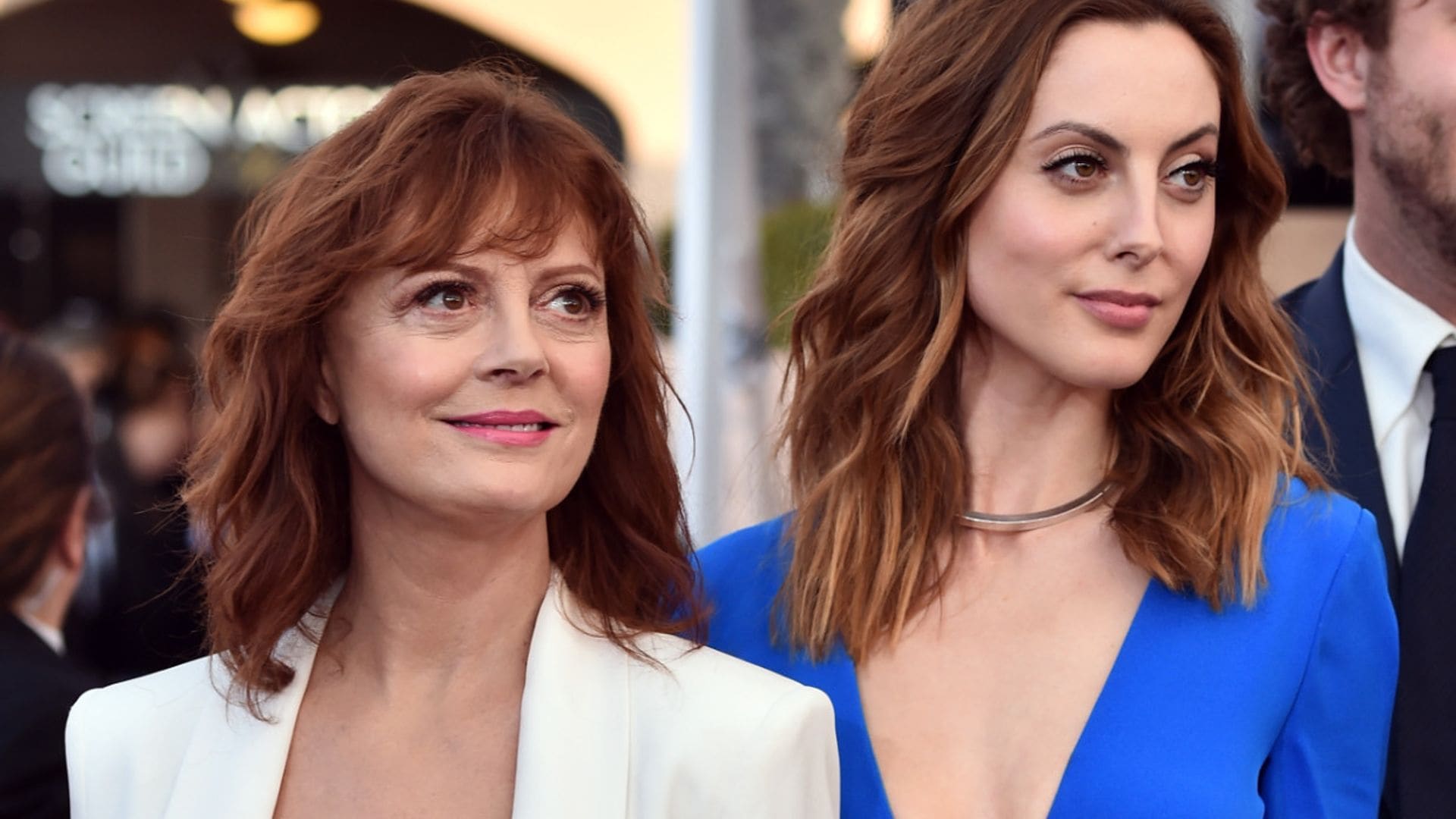 La hija de Susan Sarandon, que guarda un enorme parecido con su madre, se compromete