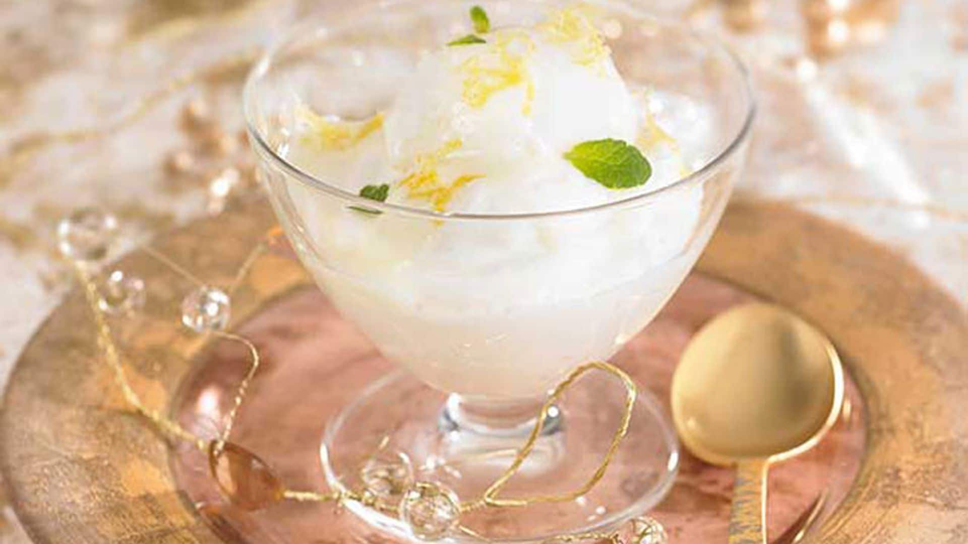 Sorbete helado de limón y menta