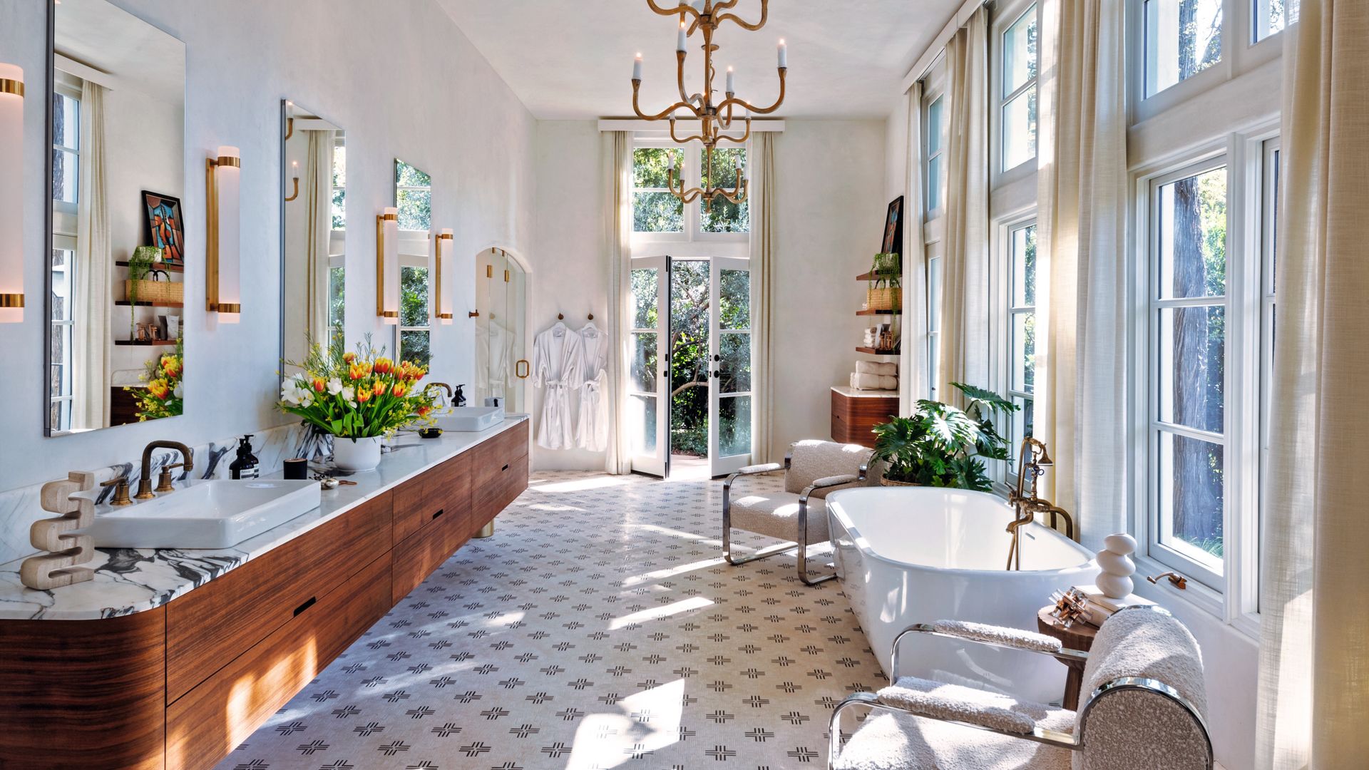 XORIN BALBES VECINO DEL PRÍNCIPE HARRY Y MEGHAN MARKLE, NOS RECIBE EN SU FANTÁSTICA MANSIÓN DE MONTECITO (CALIFORNIA)