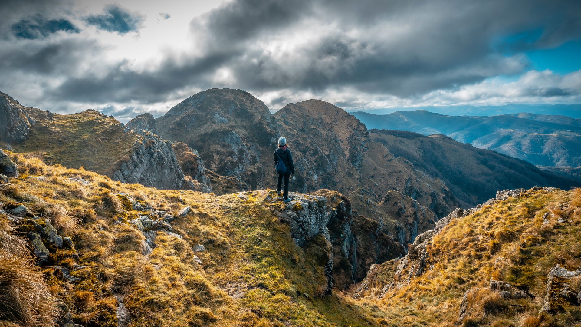 El santuario natural de Guipúzcoa que une bosques milenarios, patrimonio megalítico y tradición minera y narra la historia más antigua del País Vasco