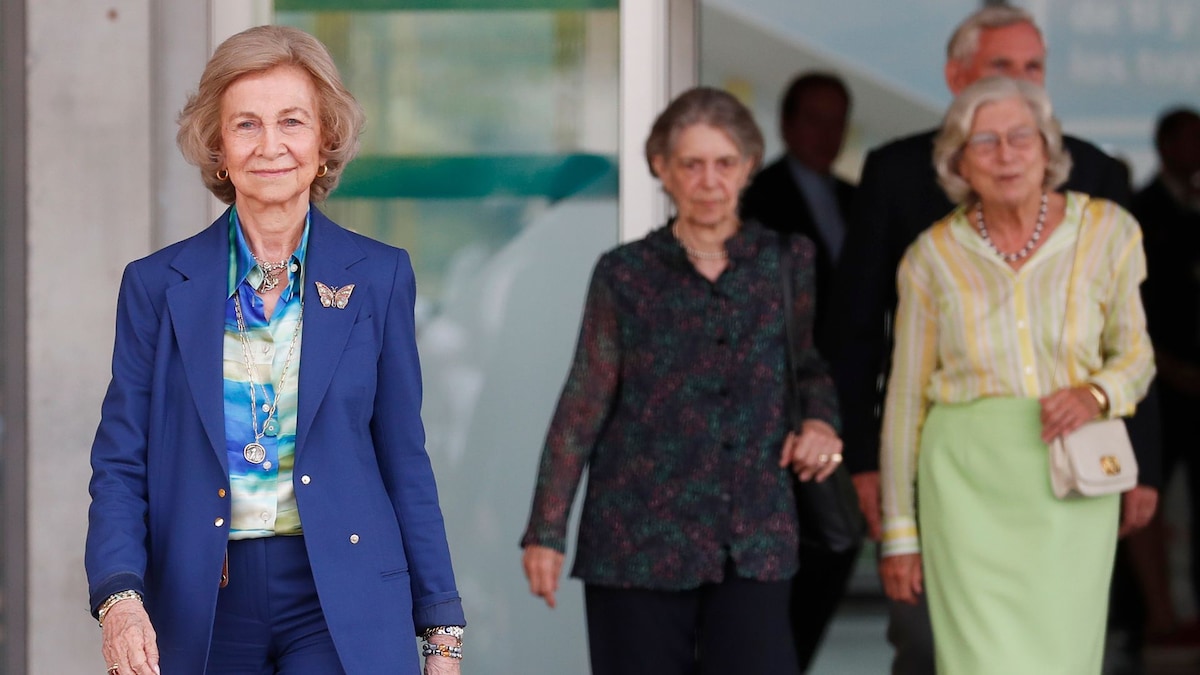 La reina Sofía afronta dos duras pérdidas en un mes: todas las veces que ha dicho adiós desde la muerte de su hermano el rey Constantino