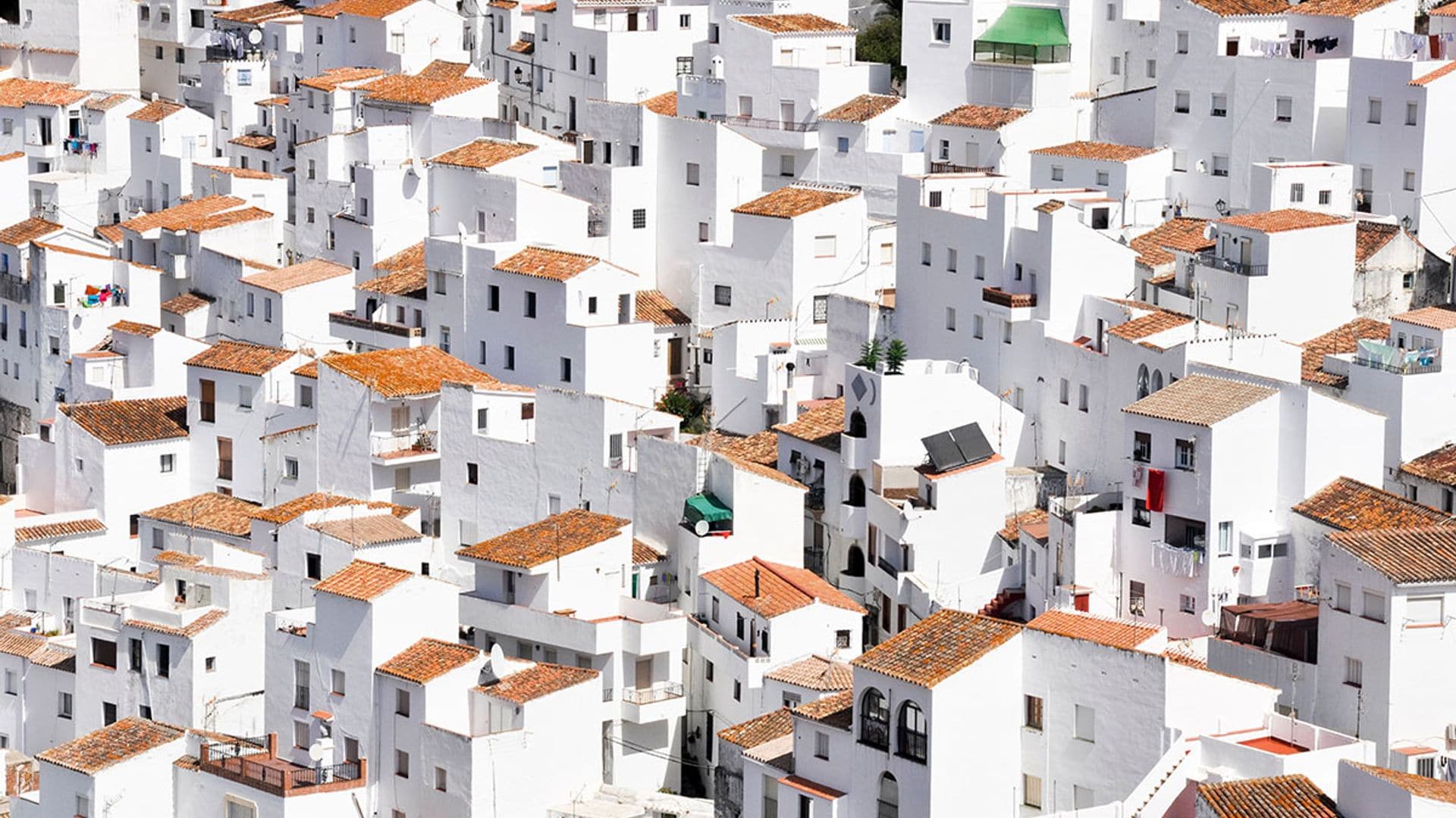 Casares, el pueblo que nos vuelve locos en la sierra malagueña
