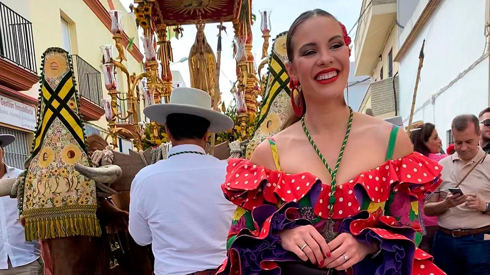 ¡De la romería al campo! Jessica Bueno disfruta de las tradiciones y la vida familiar con sus tres hijos