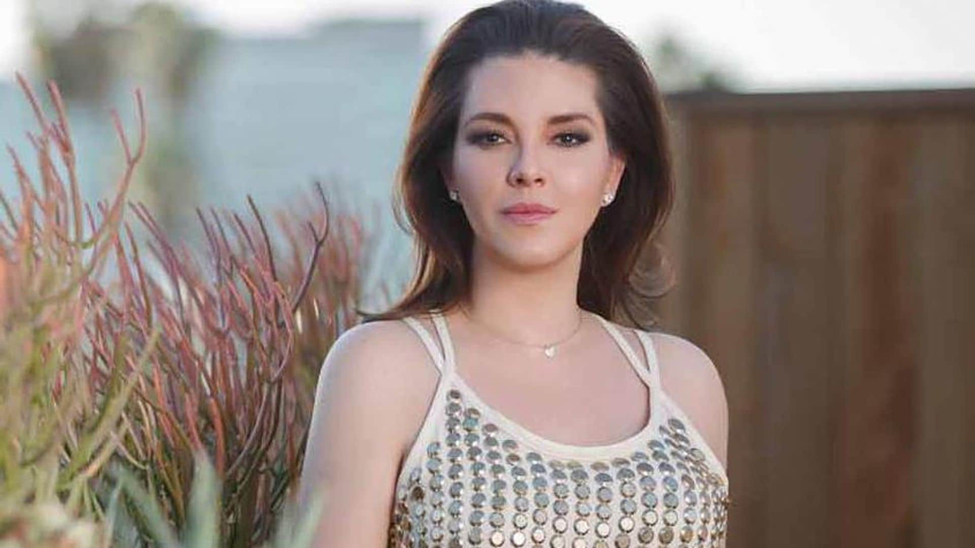 Alicia Machado, ‘desconsolada’ por la pérdida de su abuela