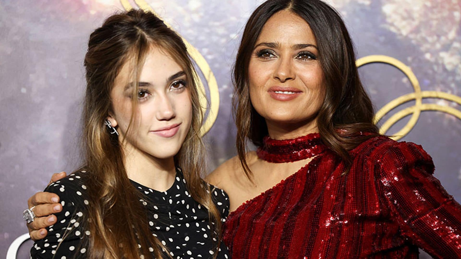 ¡La hija de Salma lo vuelve a hacer! De la mano de su mamá, Valentina Paloma brilla de nuevo sobre la red carpet