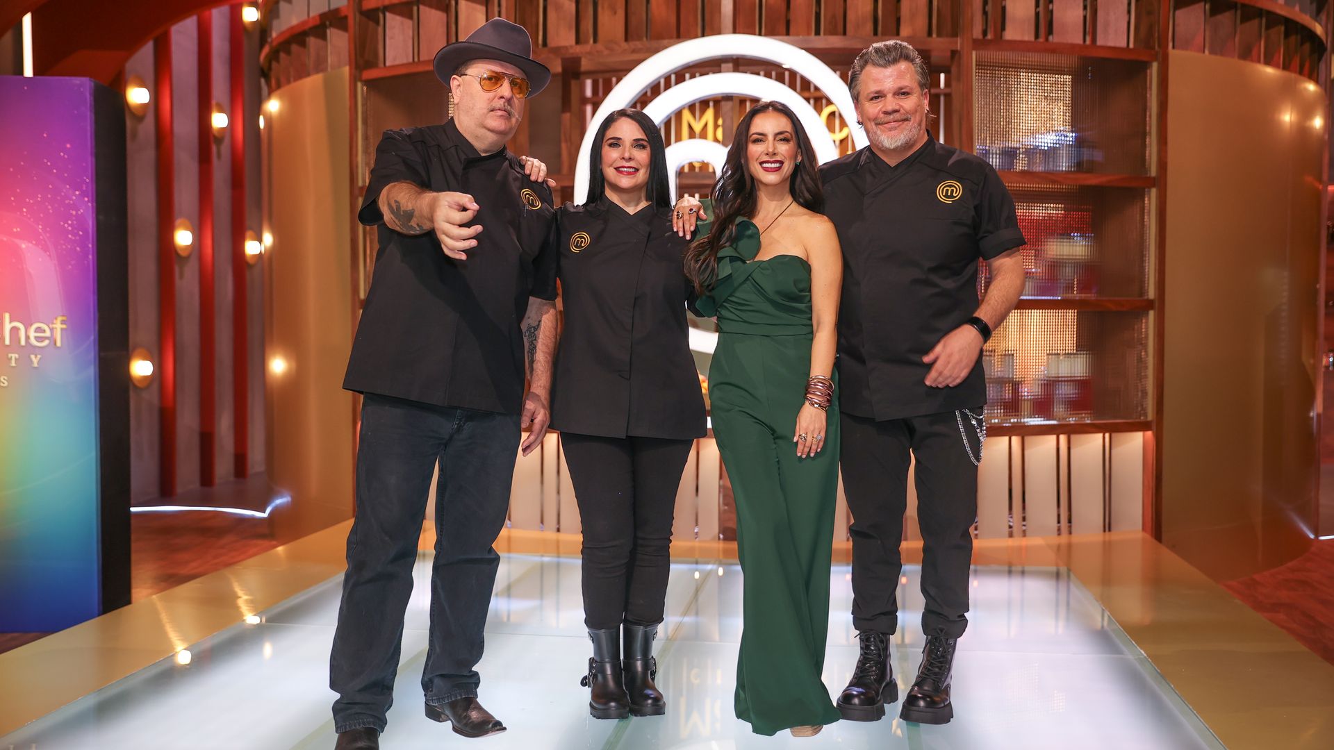 Adrián Herrera, Zahie Téllez, Claudia Lizaldi y Poncho Cadena en la presentación de 'Master Chef Celebrity'