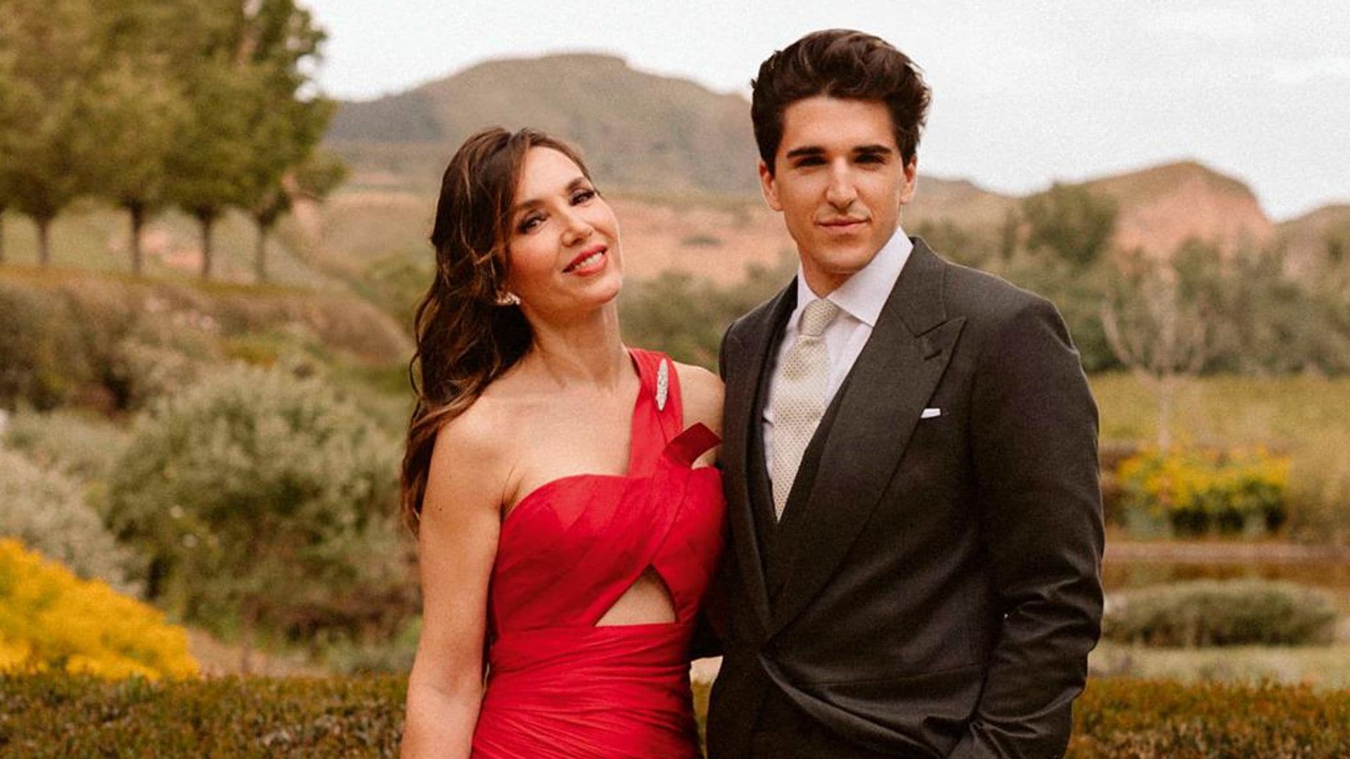  Javier García-Obregón y Eugenia Gil Muñoz juntos en un evento 