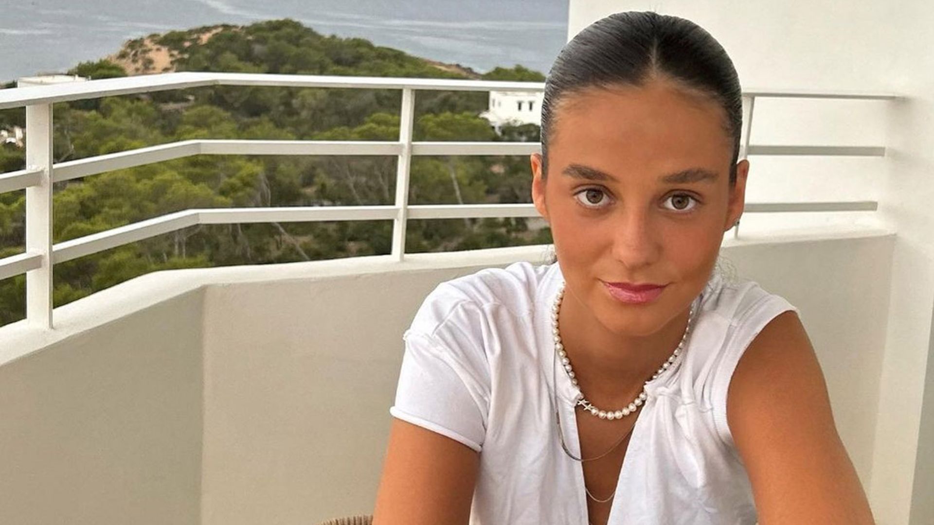 Victoria de Marichalar rescata una foto muy especial para felicitar a su hermano Felipe por su 25 cumpleaños
