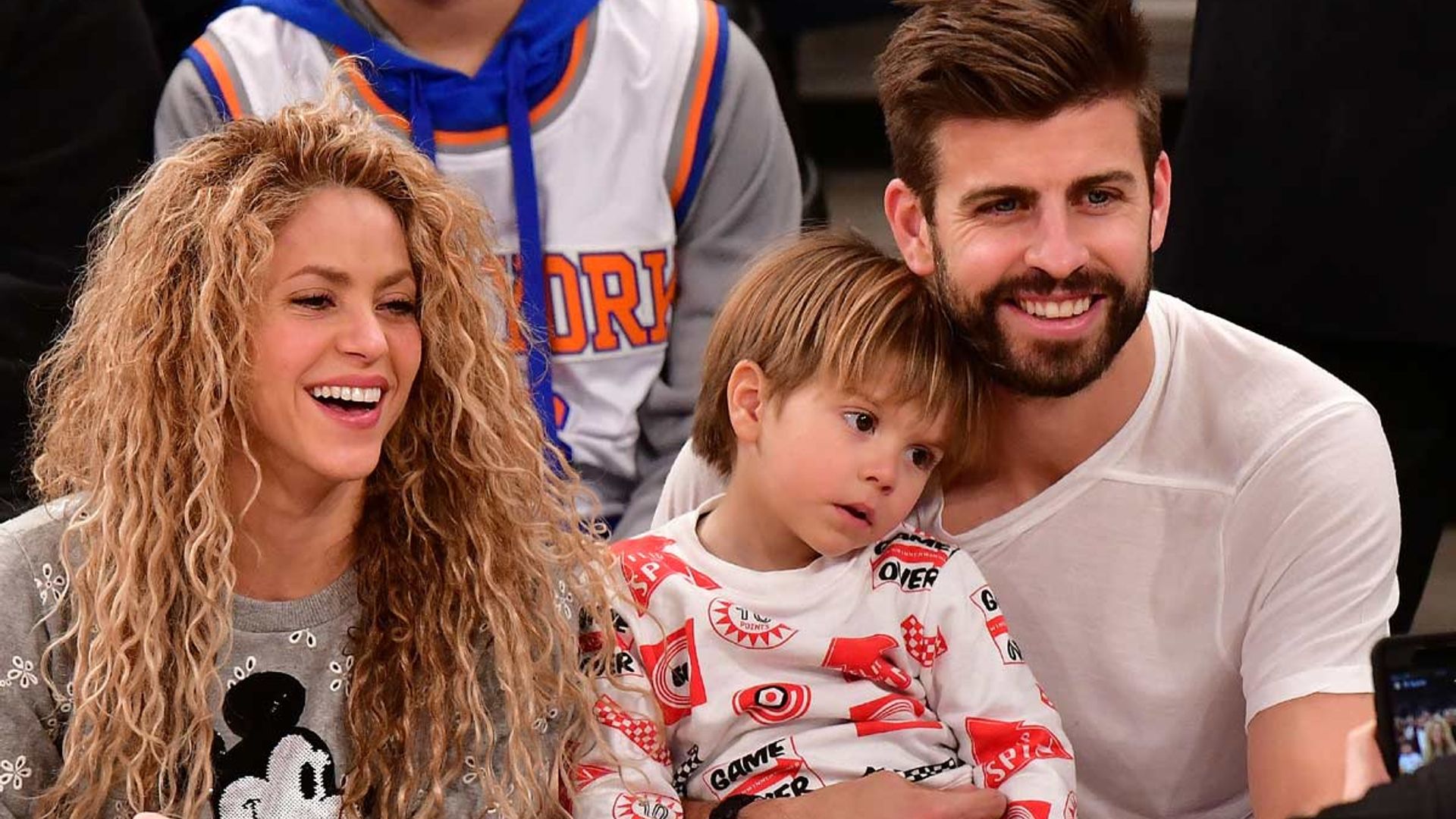 ¡Qué ternura! Shakira viaja al pasado con esta foto de Piqué y Sasha