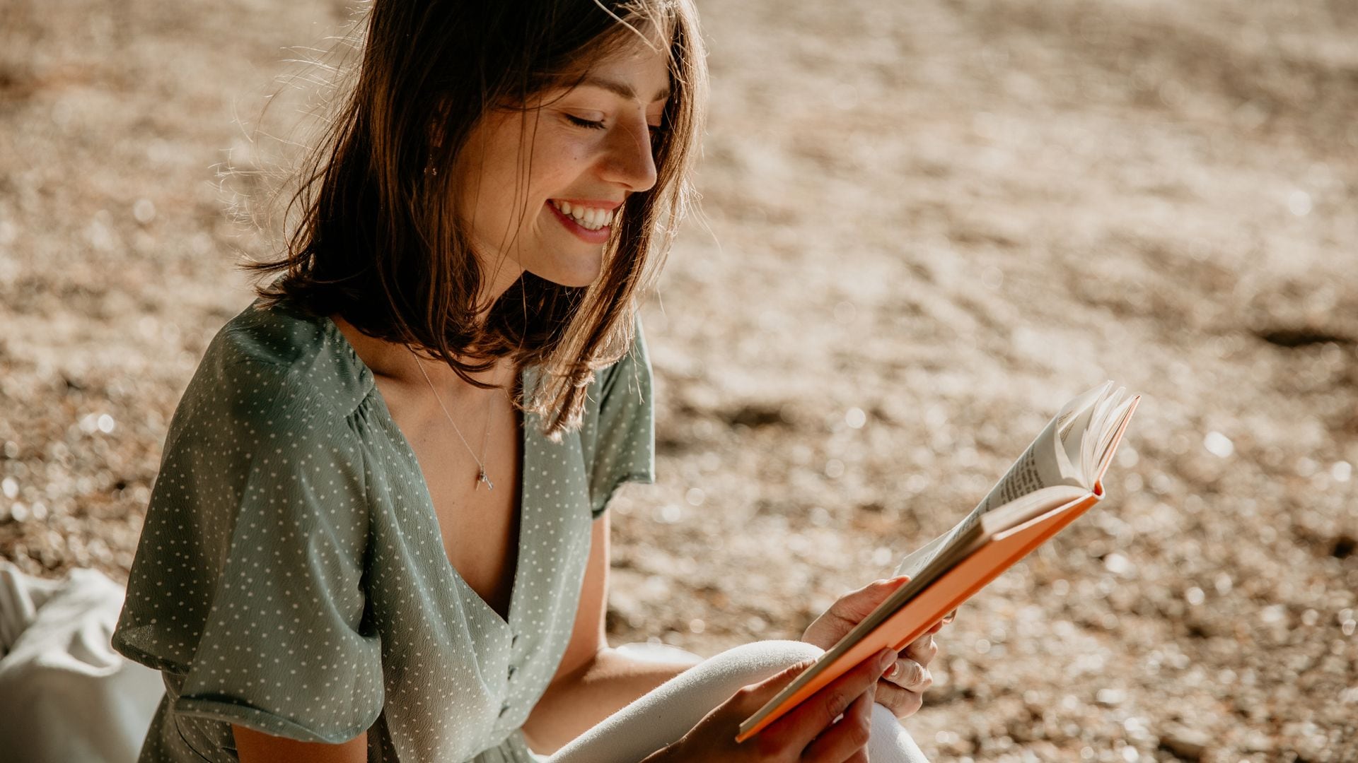 Estos son los libros más vendidos de mayo 2025 (y algunos estamos deseando leerlos)