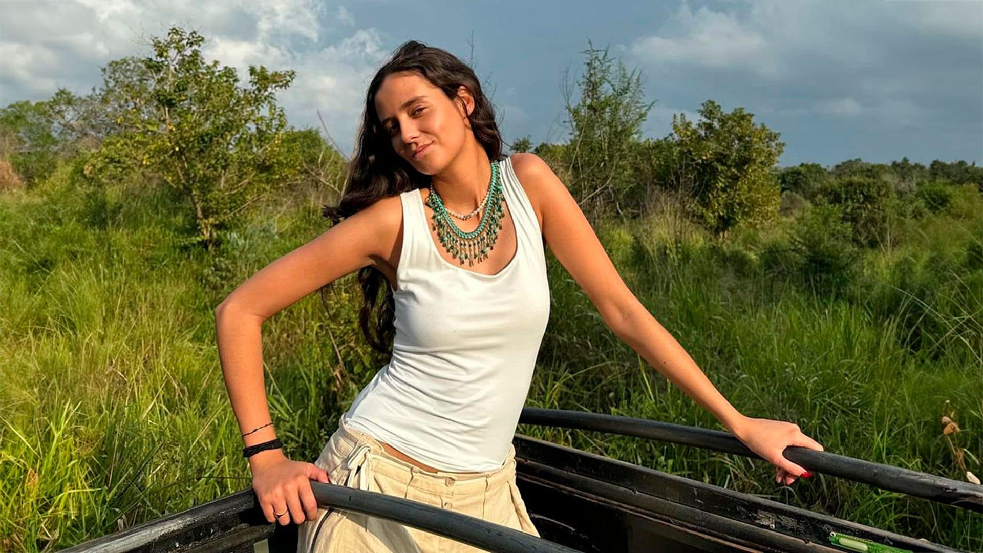 Victoria de Marichalar estrena en Marruecos el top fluido de Zara que resuelve cualquier look de verano