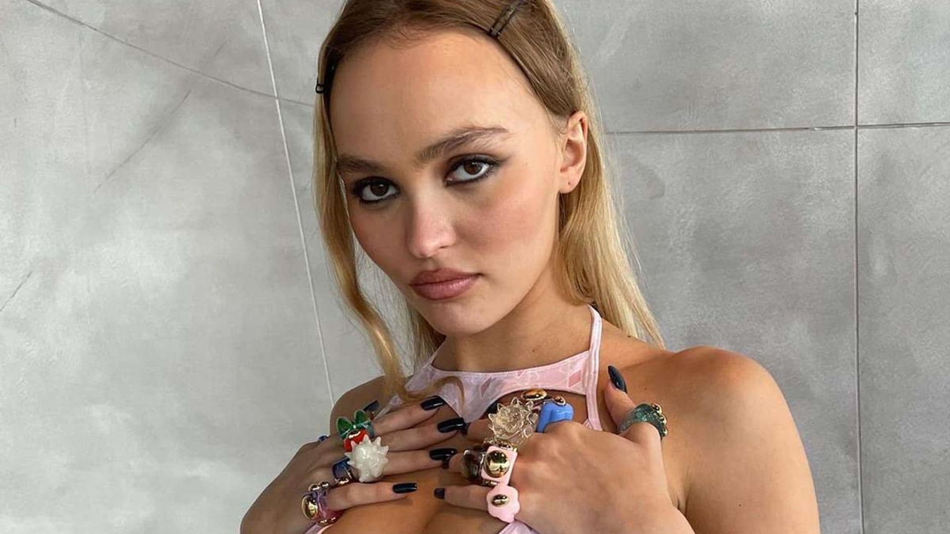 Los anillos que han conquistado a Lily Rose Depp y Amelia Windsor, de Barcelona a Hollywood