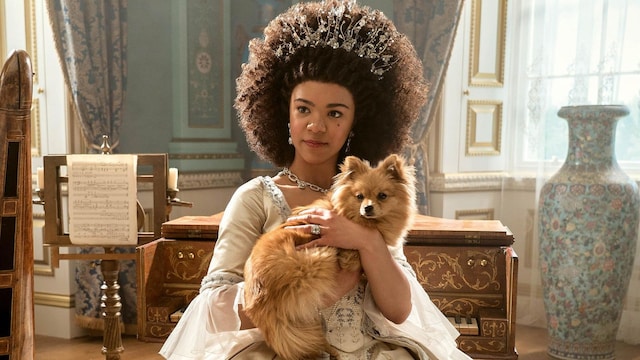 hola4111 queen charlotte