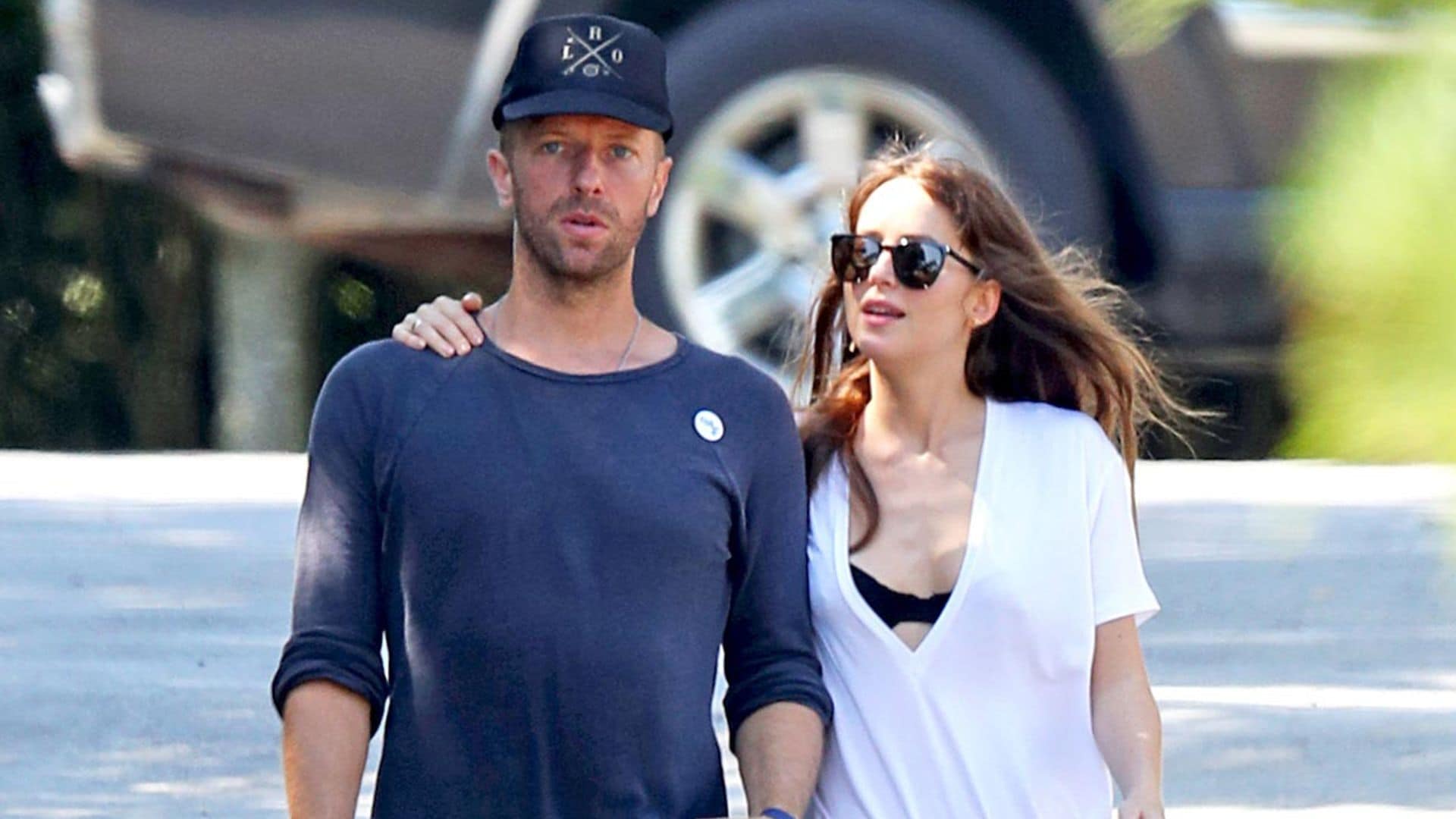 La declaración de amor definitiva de Chris Martin a Dakota Johnson durante un concierto