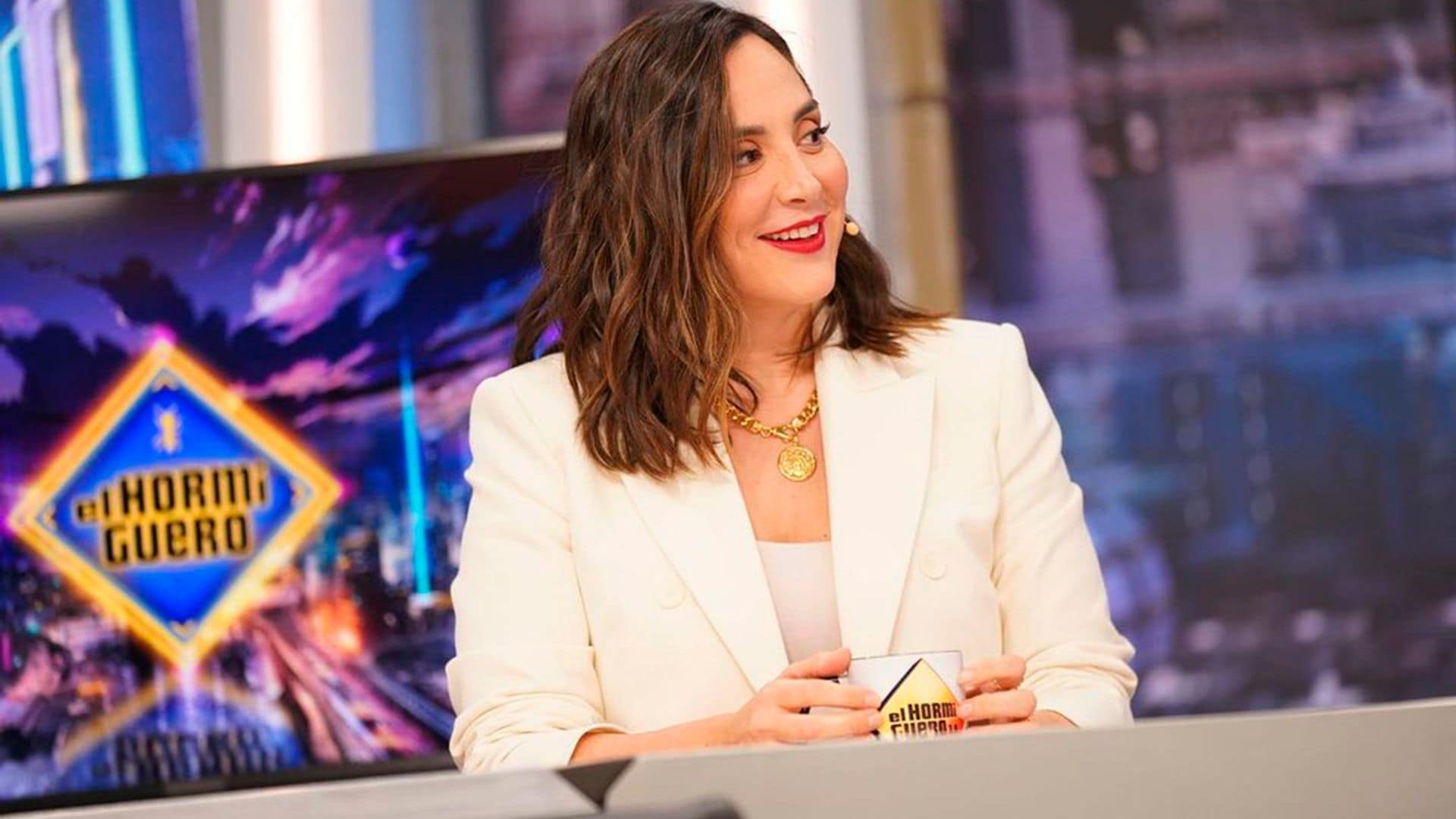 El traje blanco que ha estrenado Tamara Falcó, ¿un guiño a su futuro vestido de novia?
