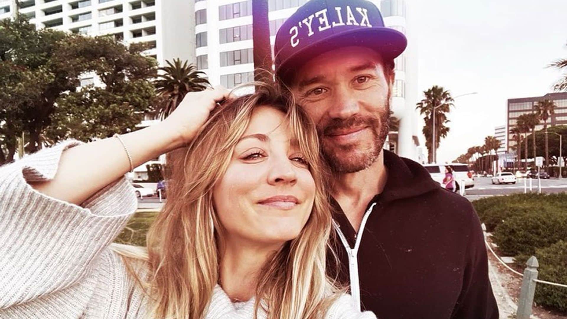 Kaley Cuoco ('The Big Bang Theory') anuncia que está embarazada de su primera hija con su novio, Tom Pelphrey