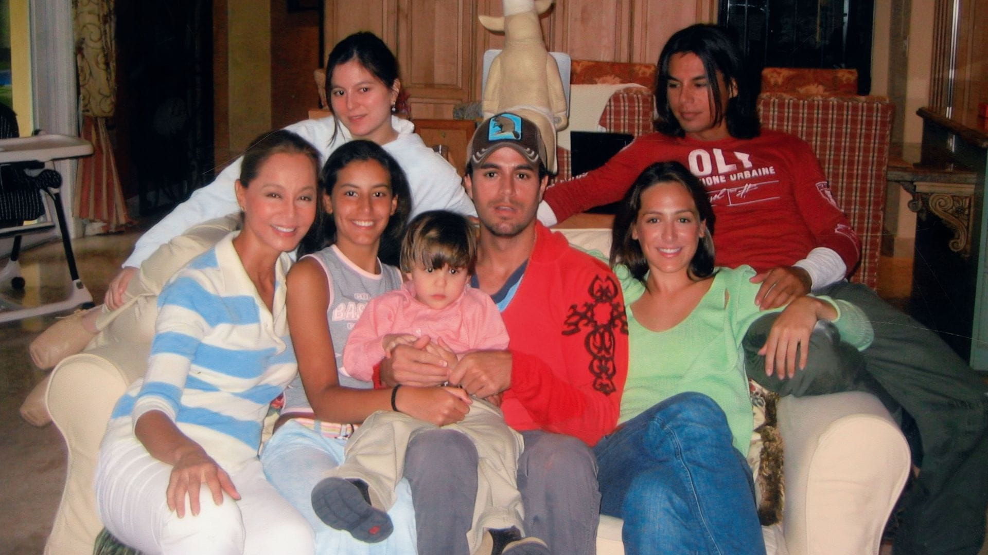 Isabel Preysler con sus cinco hijos