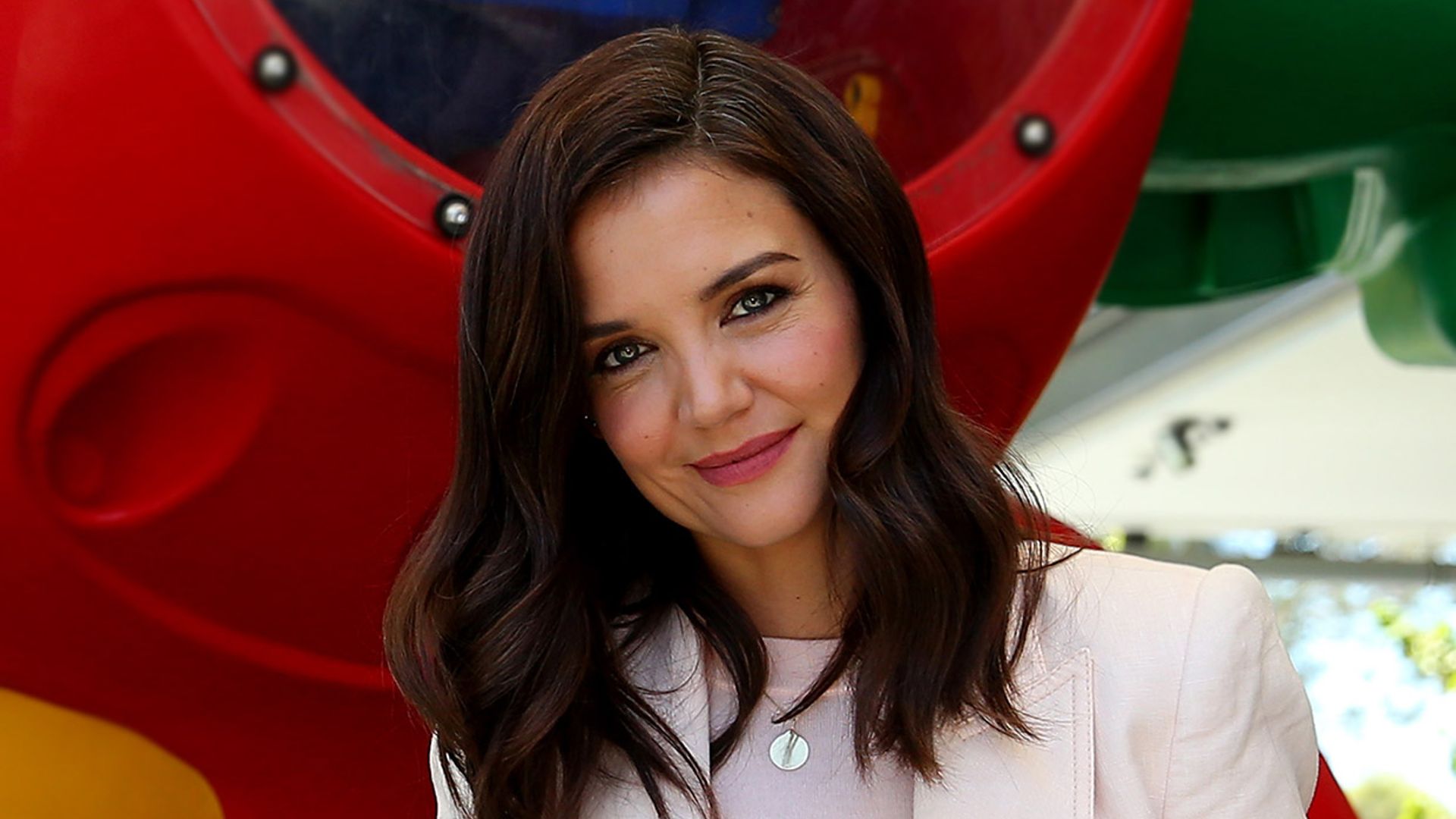 Katie Holmes, fotografiada de la mano de su nuevo amor, el músico Bobby Wooten III