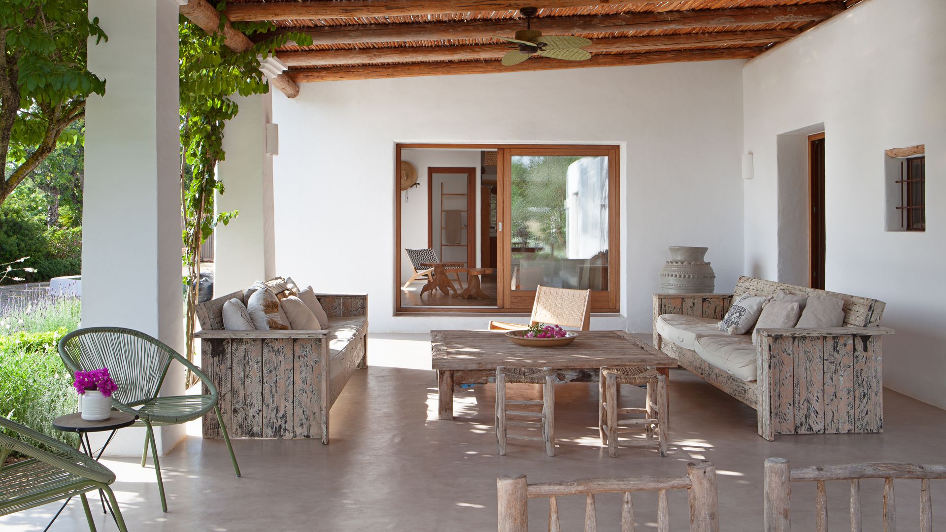 Porche de casa de campo
