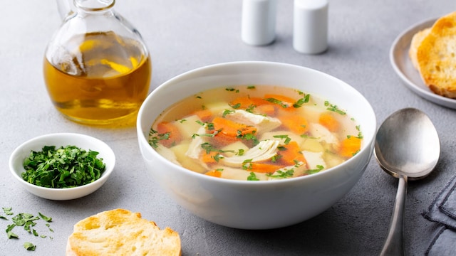 Sopa de pollo