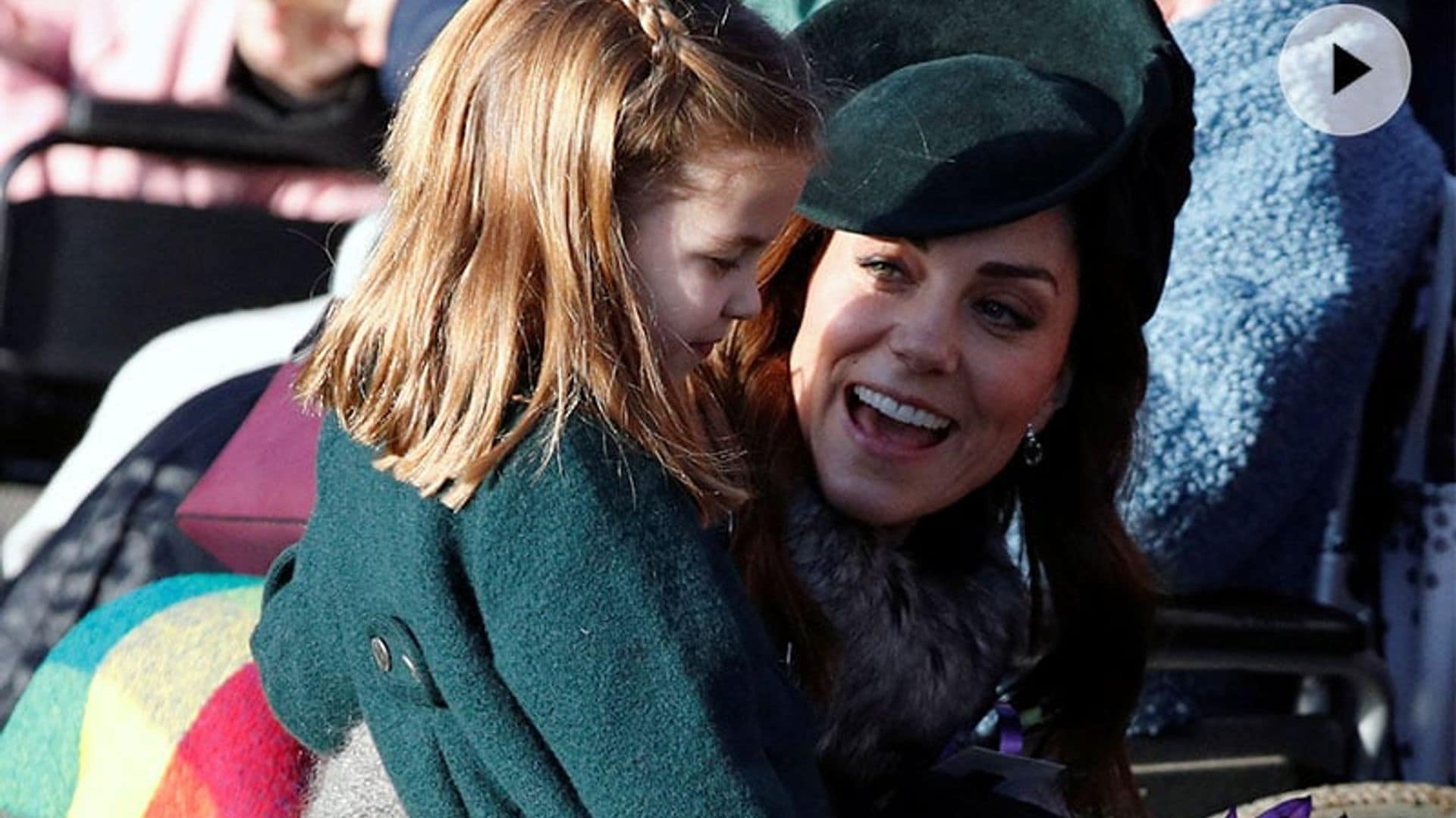 ¡Igualita a mamá! El video viral de Charlotte y Kate que tienes que ver