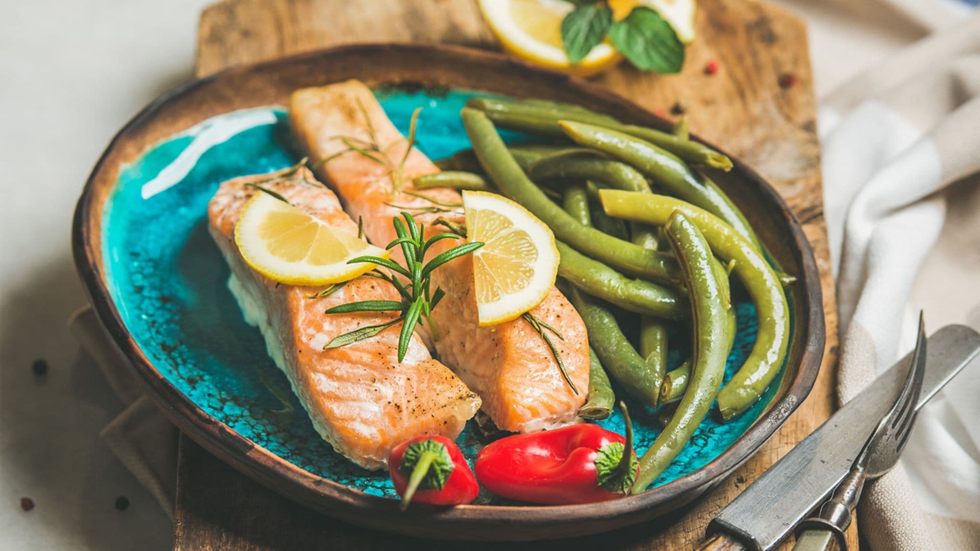 Salmón a la plancha con judías verdes