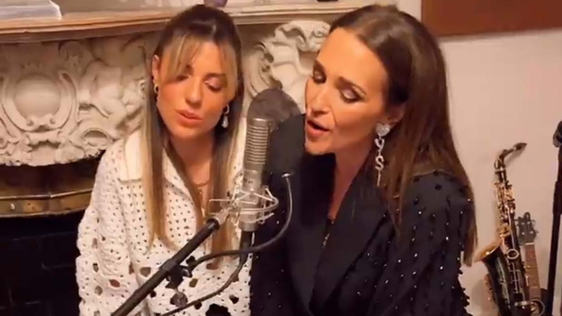 No te pierdas el 'momento karaoke' de Paula Echevarría y Miguel Torres