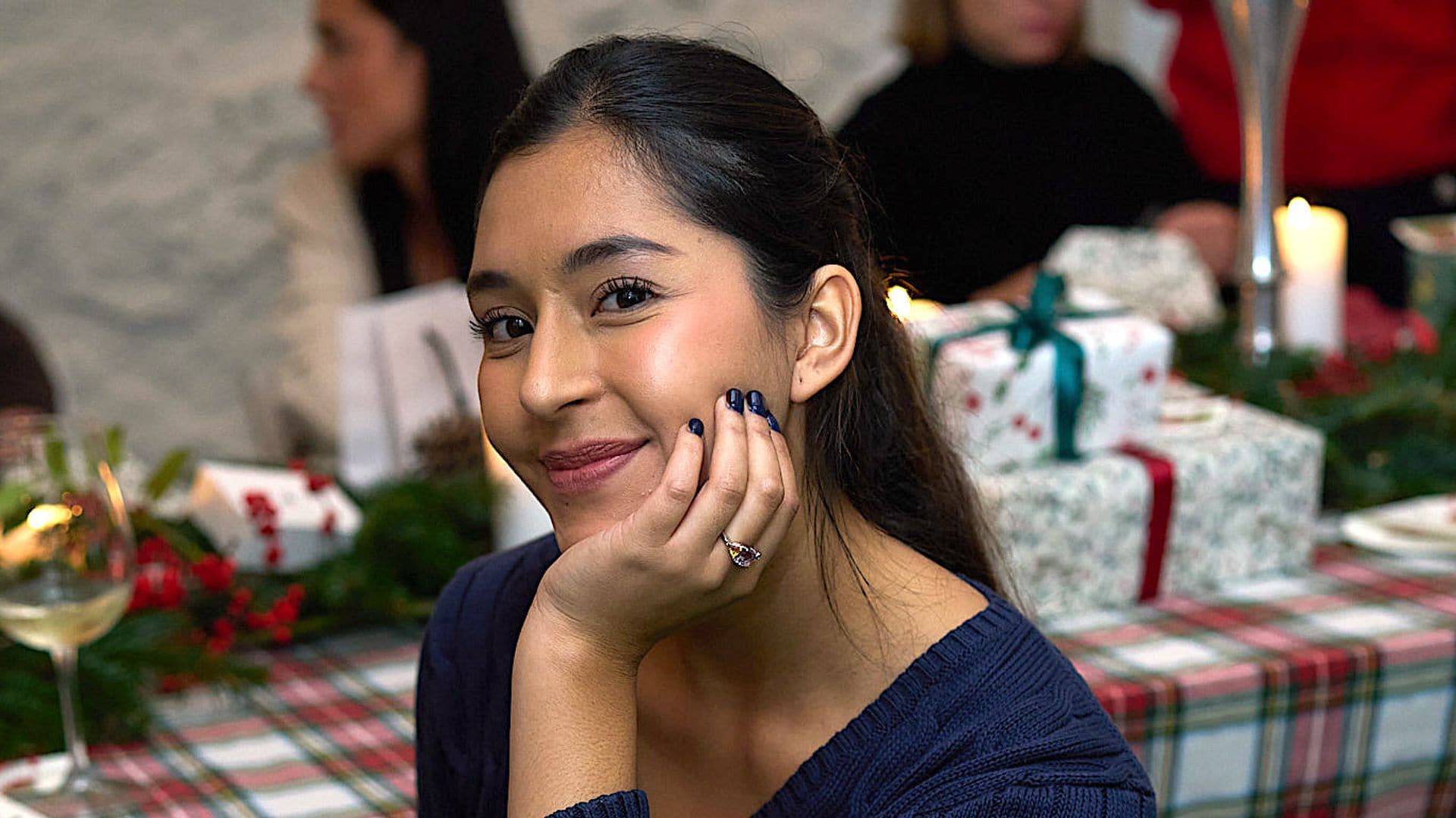 Talleres creativos de uñas y de envolver regalos HOLA