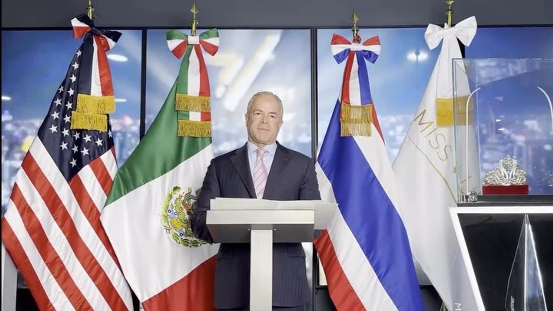 Raúl Rocha, presidente de Miss Universe, lanzó un enérgico mensaje, condenando las acciones de Nawat