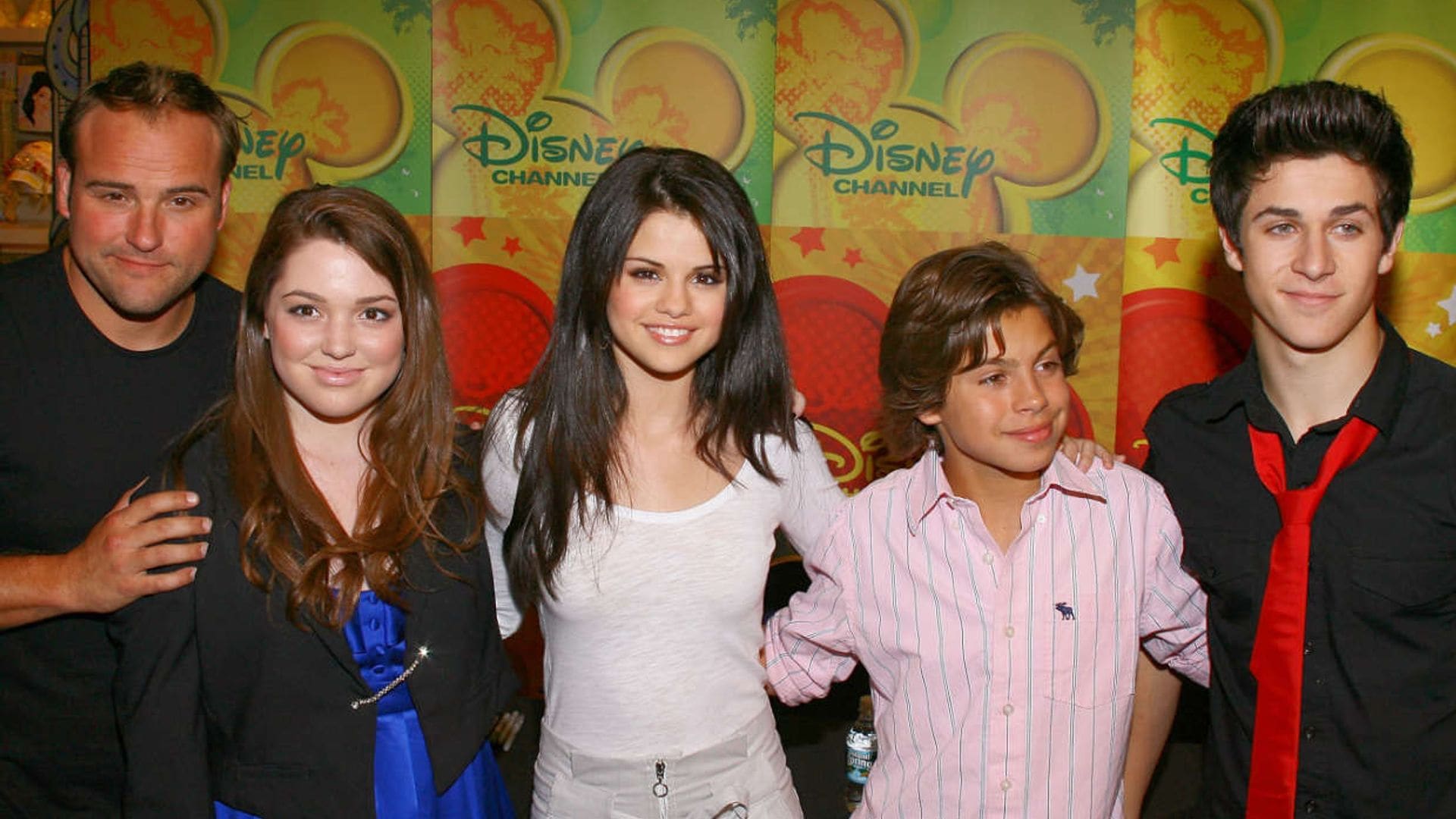Vuelve 'Los magos de Waverly Place' con Selena Gómez: así han cambiado los protagonistas de la serie