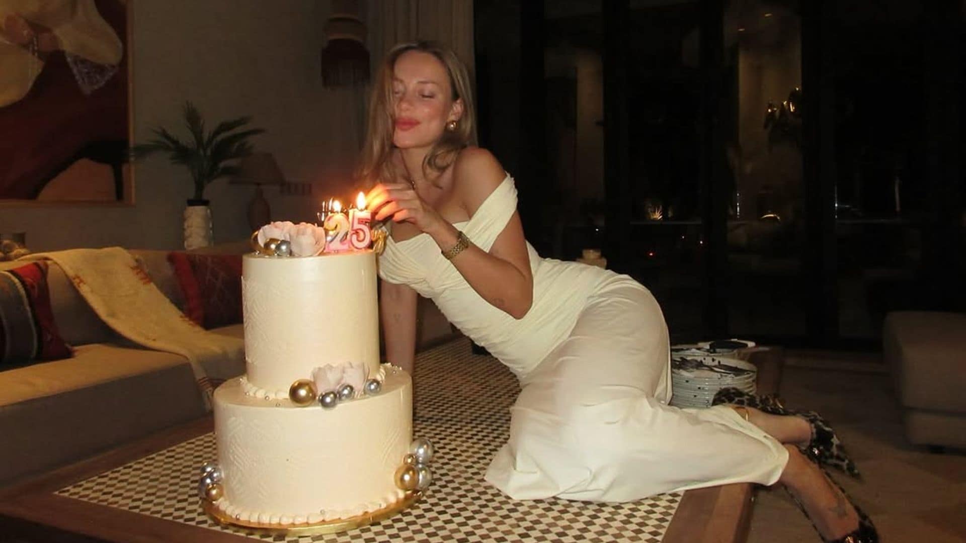 Así fue la celebración de Ester Expósito hace un año.