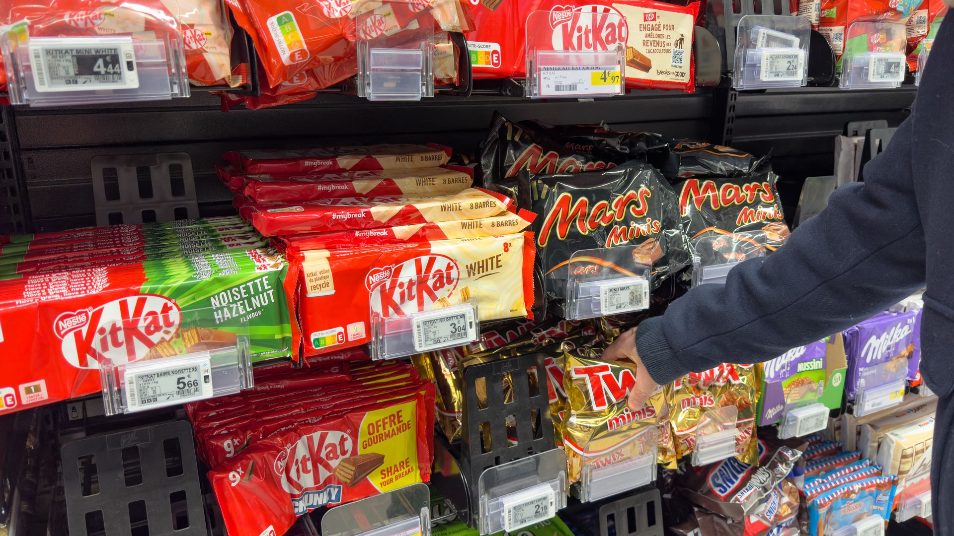 El misterioso robo de 12 toneladas de chocolate que preocupa a Europa (y podría notarse en tiendas)