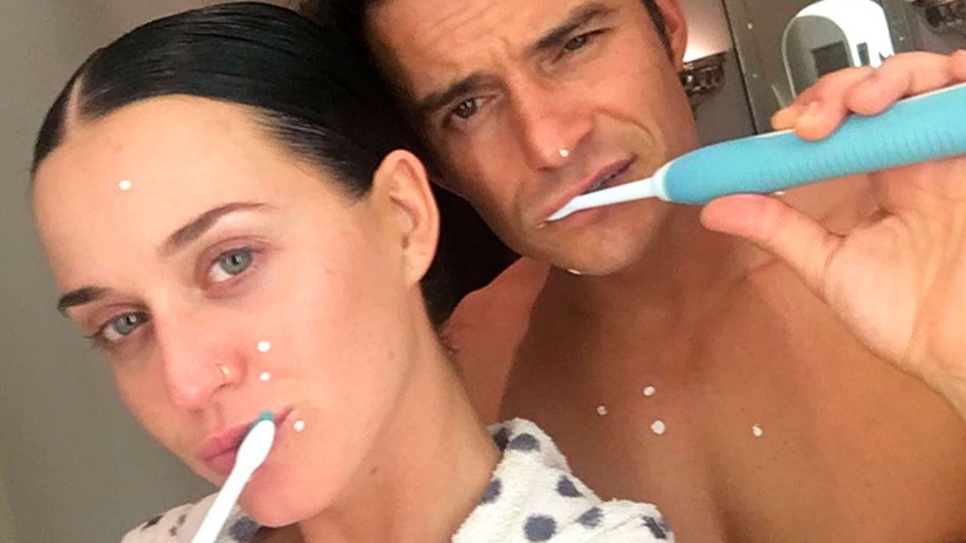 Katy Perry abre su álbum de fotos personales con Orlando Bloom por el cumpleaños del actor