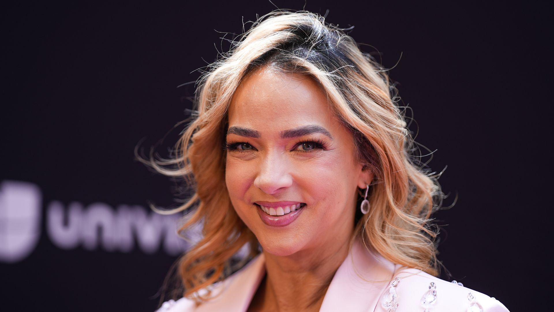 Como nunca, Adamari López se confiesa: 'Siempre he querido un matrimonio  que me dure toda la vida' | ¡HOLA!