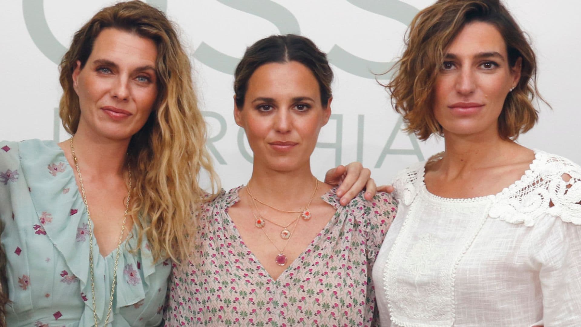 Las hijas de Bertín Osborne reaparecen juntas en medio de la polémica y aclaran cómo es su relación con Fabiola