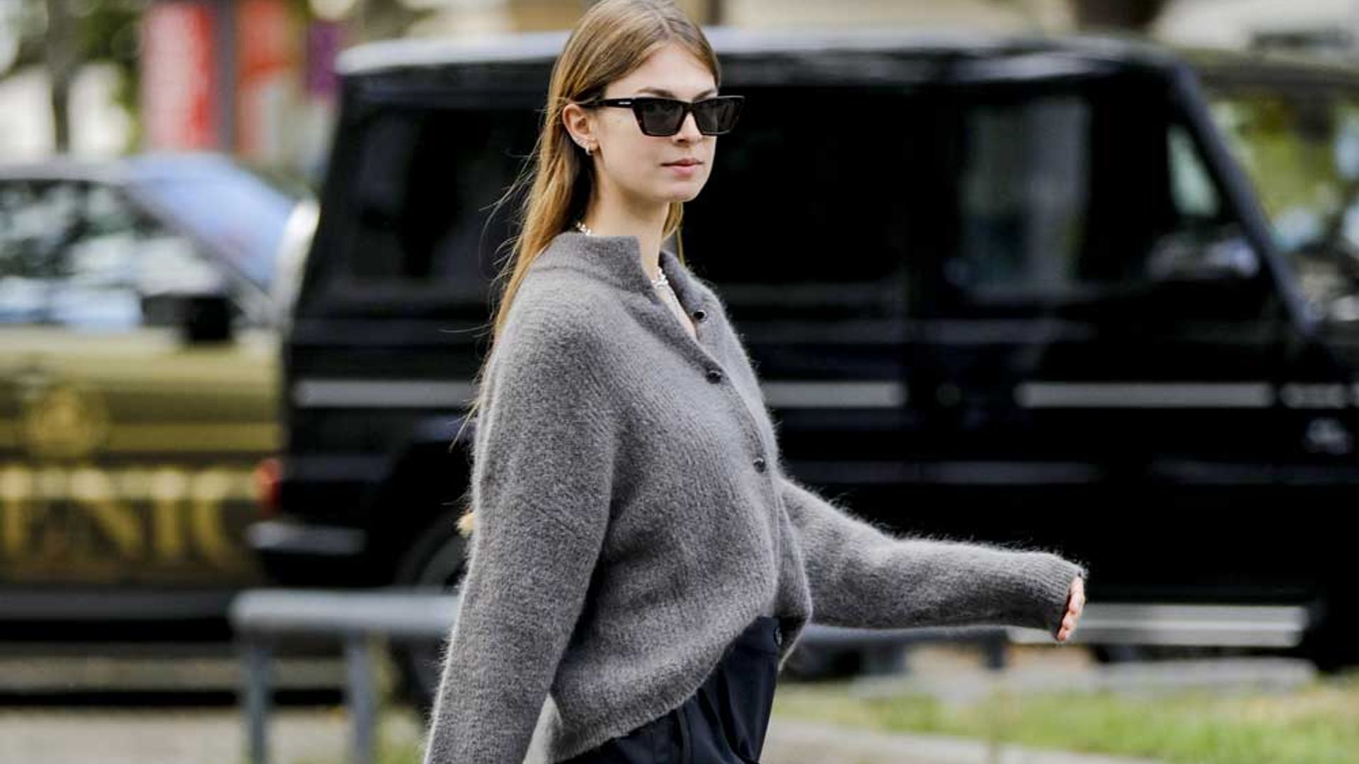 Jerséis, sudaderas y chaquetas de punto para inaugurar el entretiempo con mucho estilo