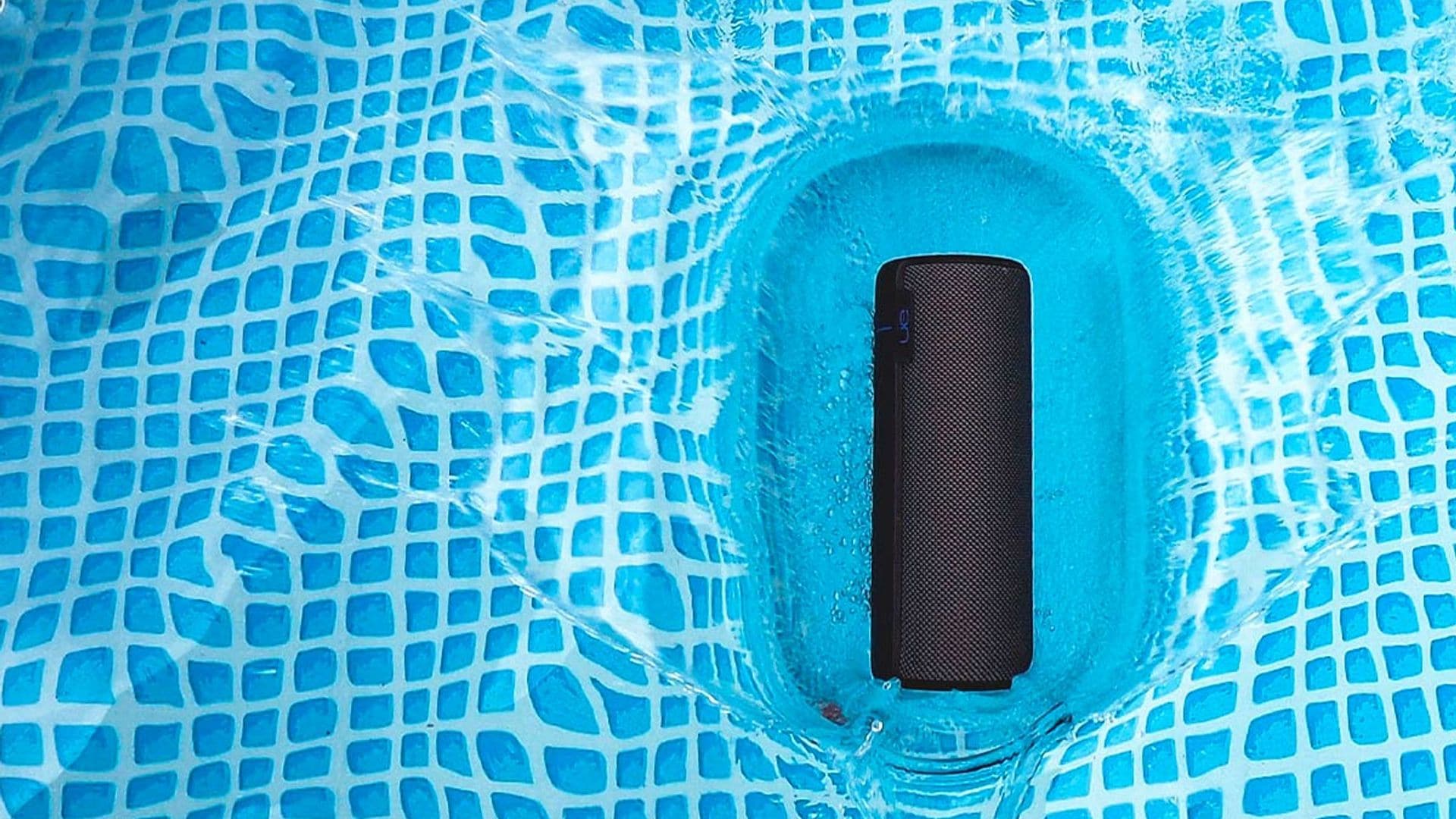 Sumérgete en la música con los mejores altavoces para disfrutar de tus canciones bajo el agua