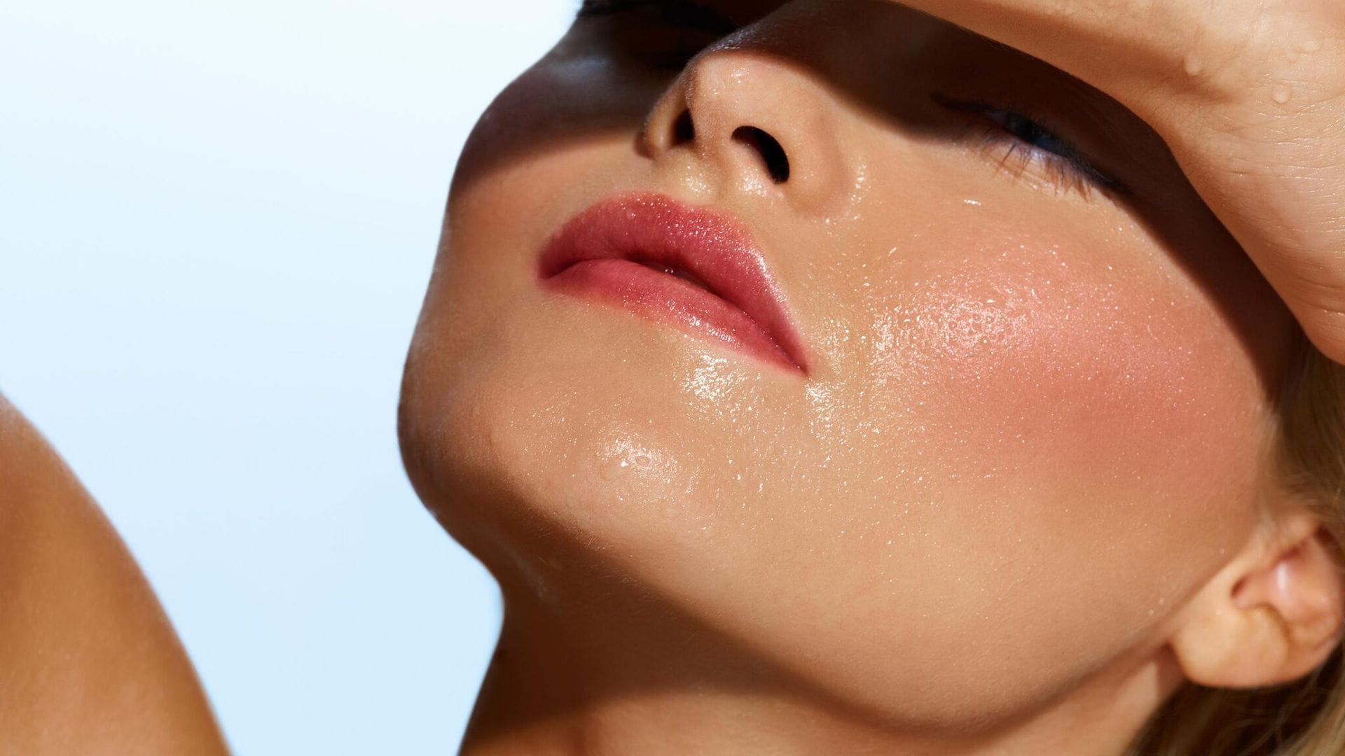 9 bases waterproof con las que triunfarás este verano