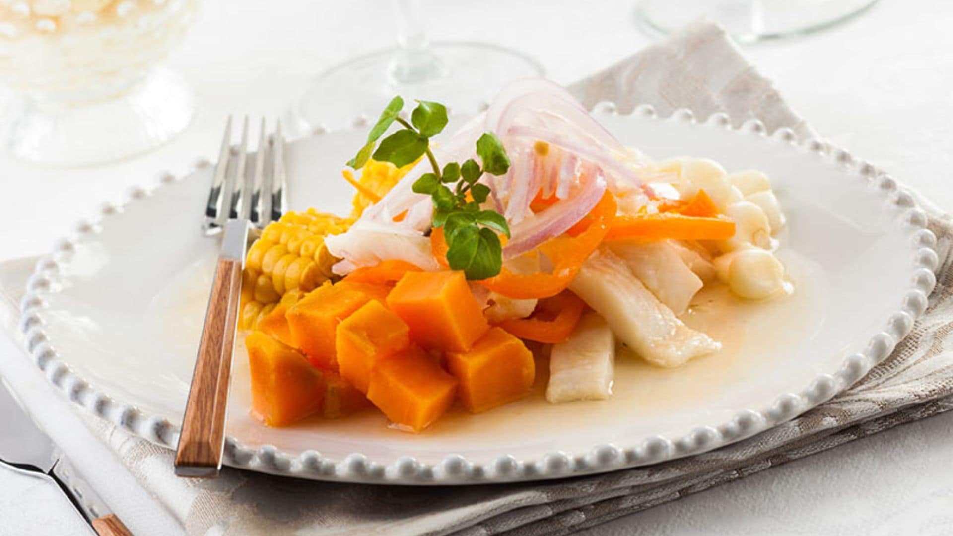 Ceviche de pescado peruano