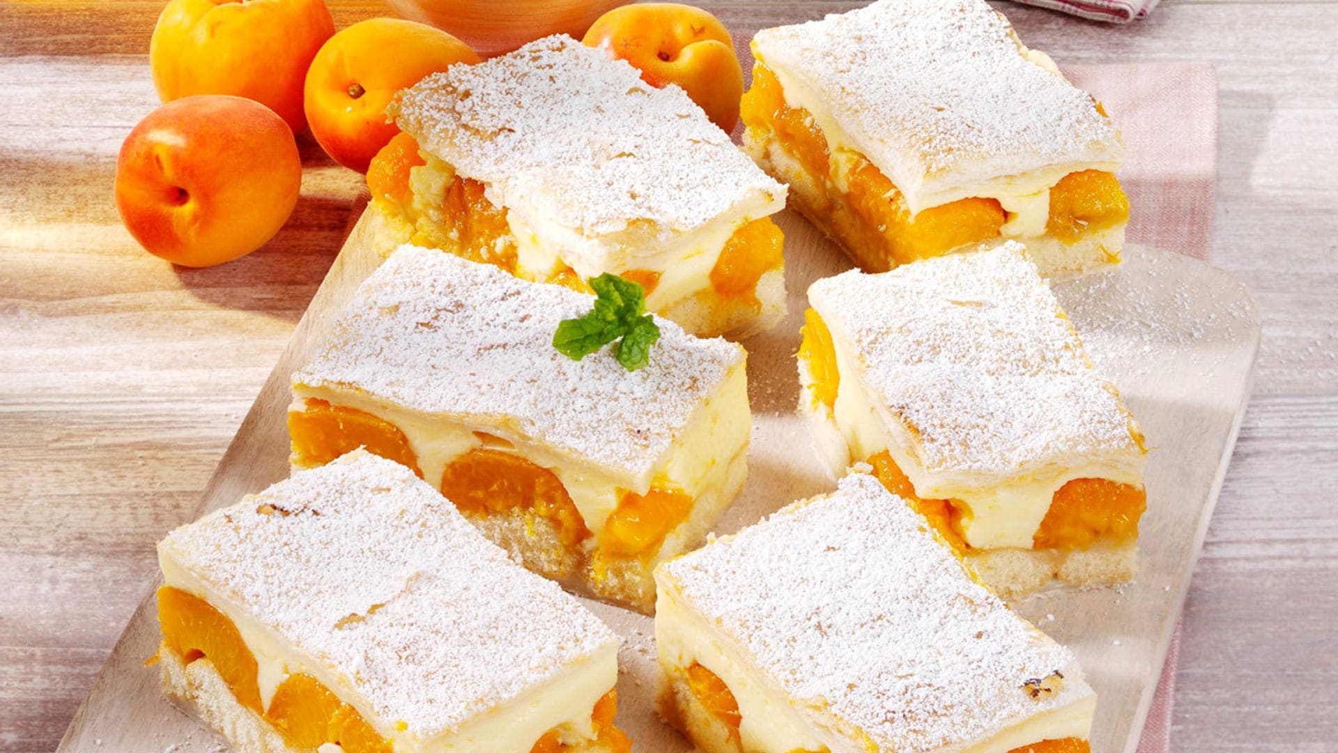 Pastelitos de albaricoque y crema