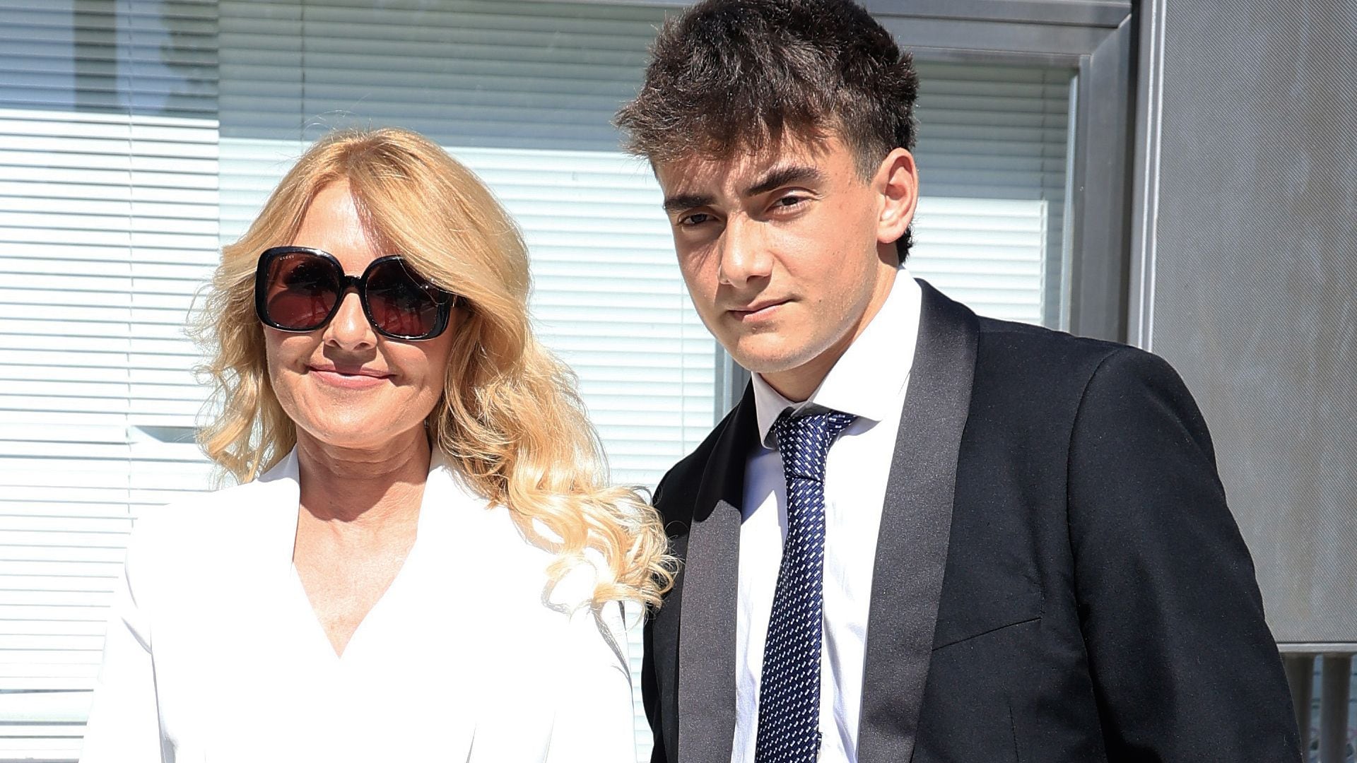 Cayetana Guillén Cuervo y su hijo Leo, en una imagen de archivo