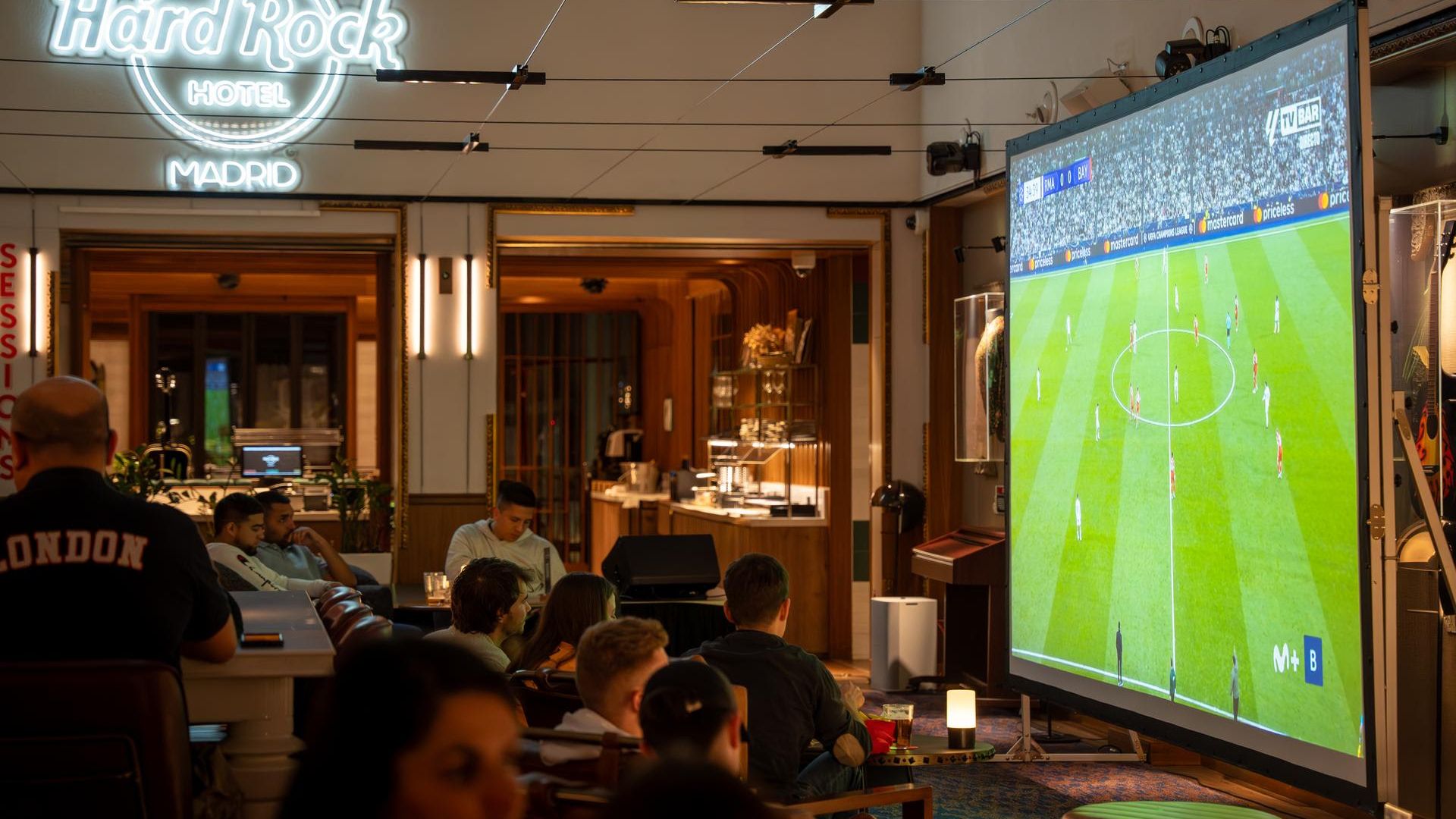 Hard Rock Hotel Madrid y su pantalla gigante para disfrutar del Mundial