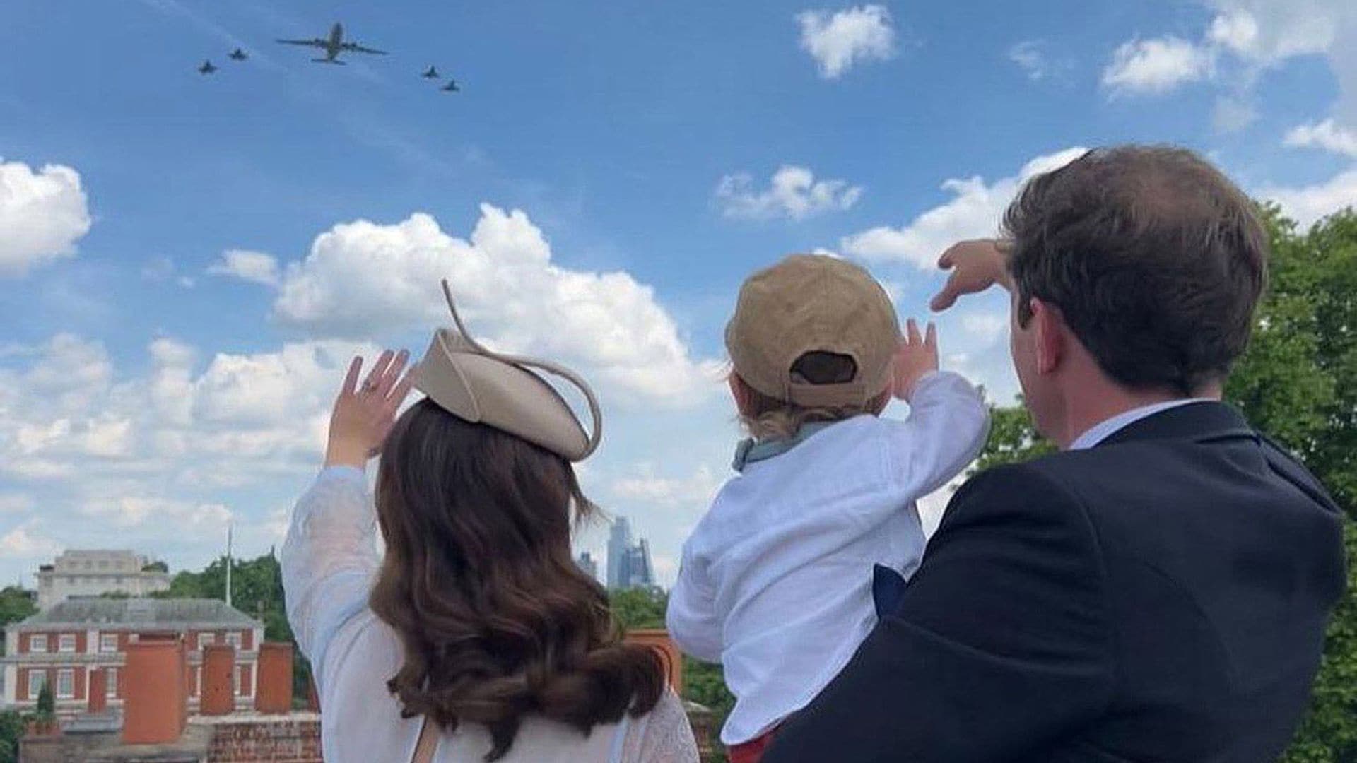 Las imágenes que demuestran que Eugenia de York y su familia sí estuvieron junto a la Reina