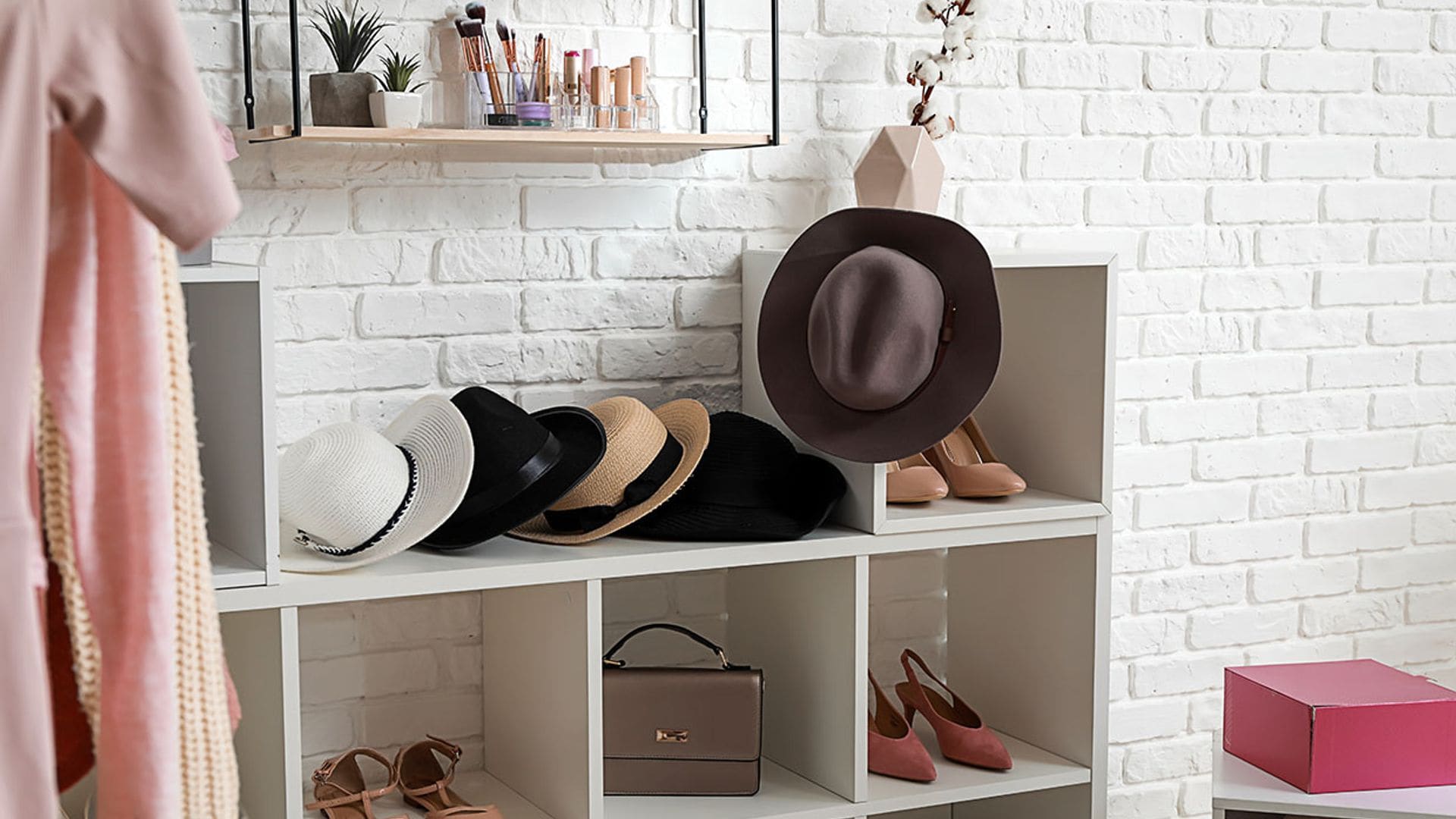 10 formas muy prácticas de ordenar tus complementos: joyas, cinturones, sombreros…