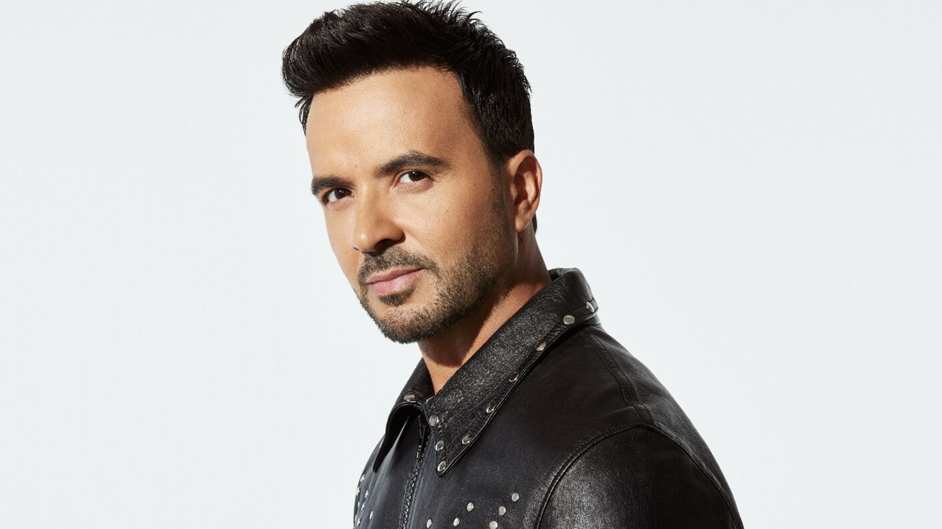 Luis Fonsi nos habla sobre su primer libro inspirado en sus hijos