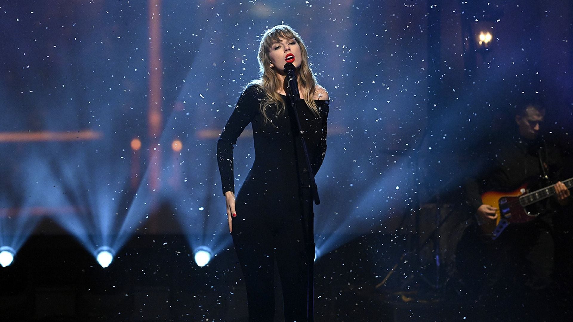 Taylor Swift en dos giros radicales: la niña que se convirtió en villana y ahora es un gigante de la industria