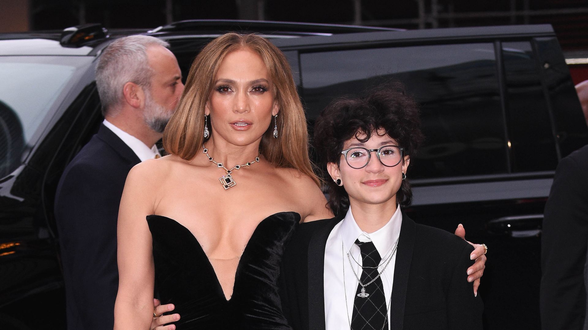 Jennifer Lopez y Emme, las mejores fans de George Clooney en su debut en Broadway