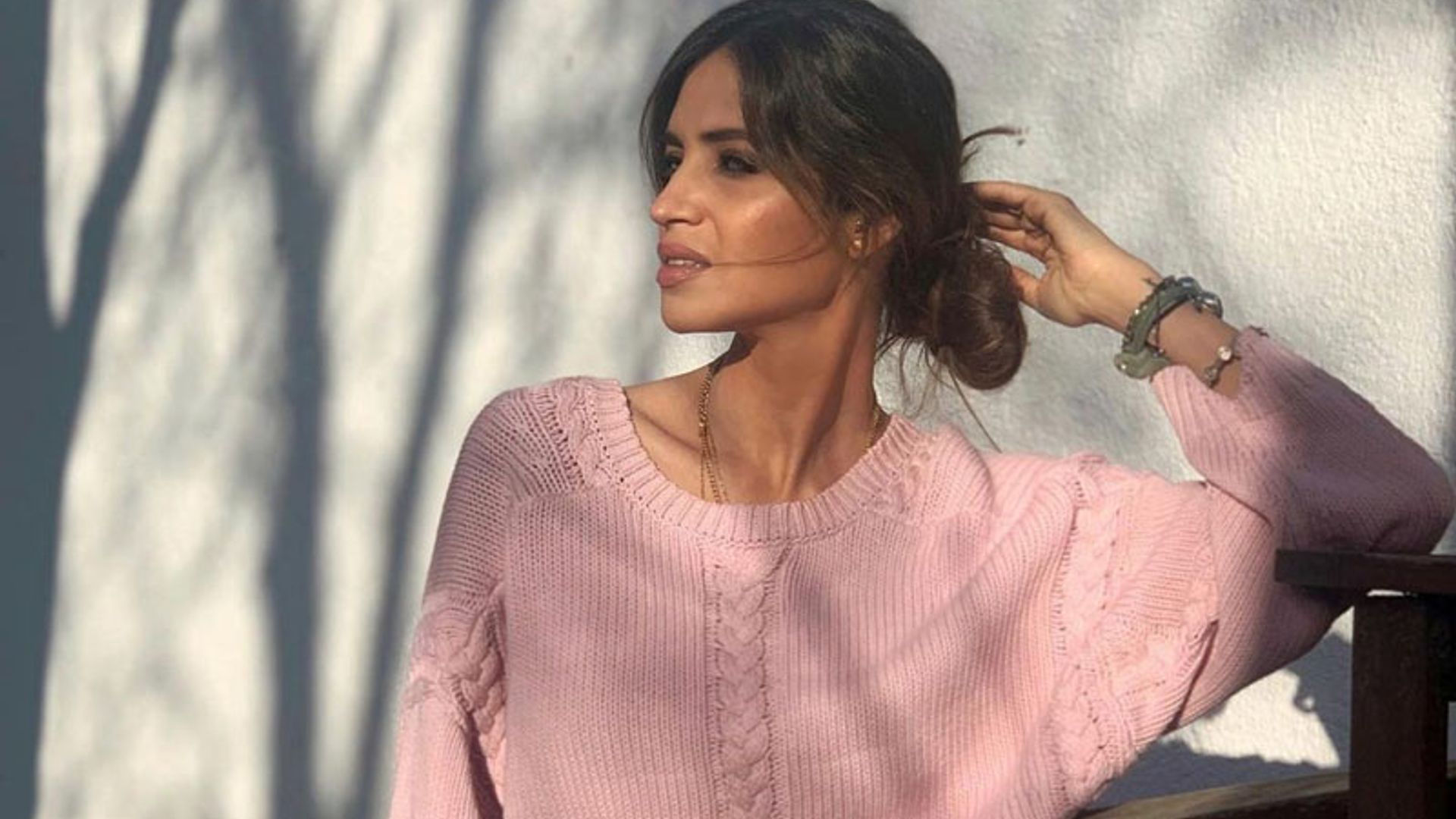 Compra con un 50% de descuento el abrigo 'cozy' de Sara Carbonero