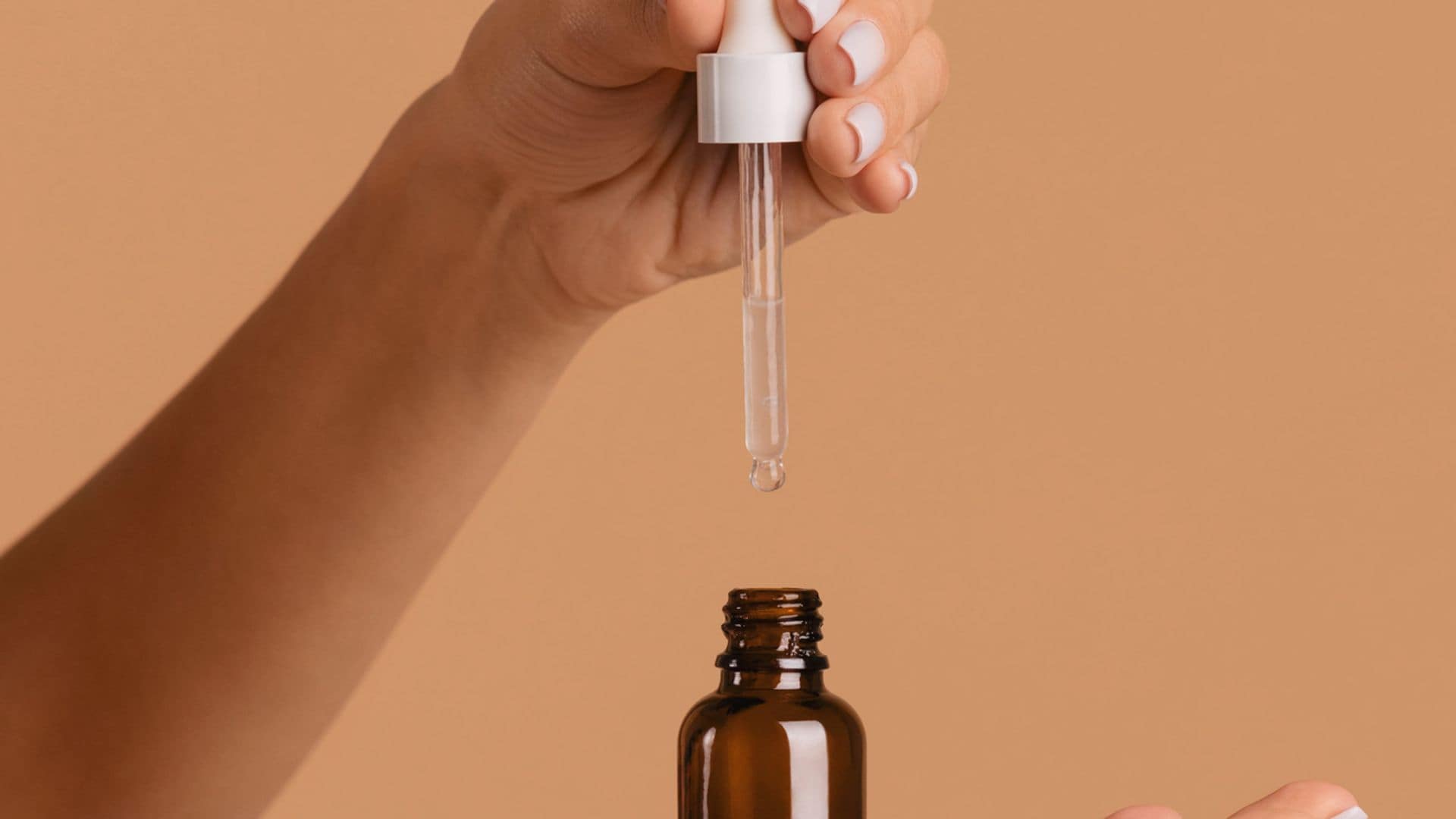 David Fernández Polo, experto en dermocosmética: "Si tienes una piel sensible y nunca has usado retinol, puedes empezar por 0.1%"