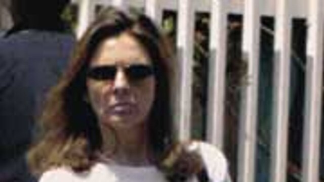 Mariana González-Reimann, madre de Genoveva Casanova, tras conocerse el embarazo de su hija en 2001